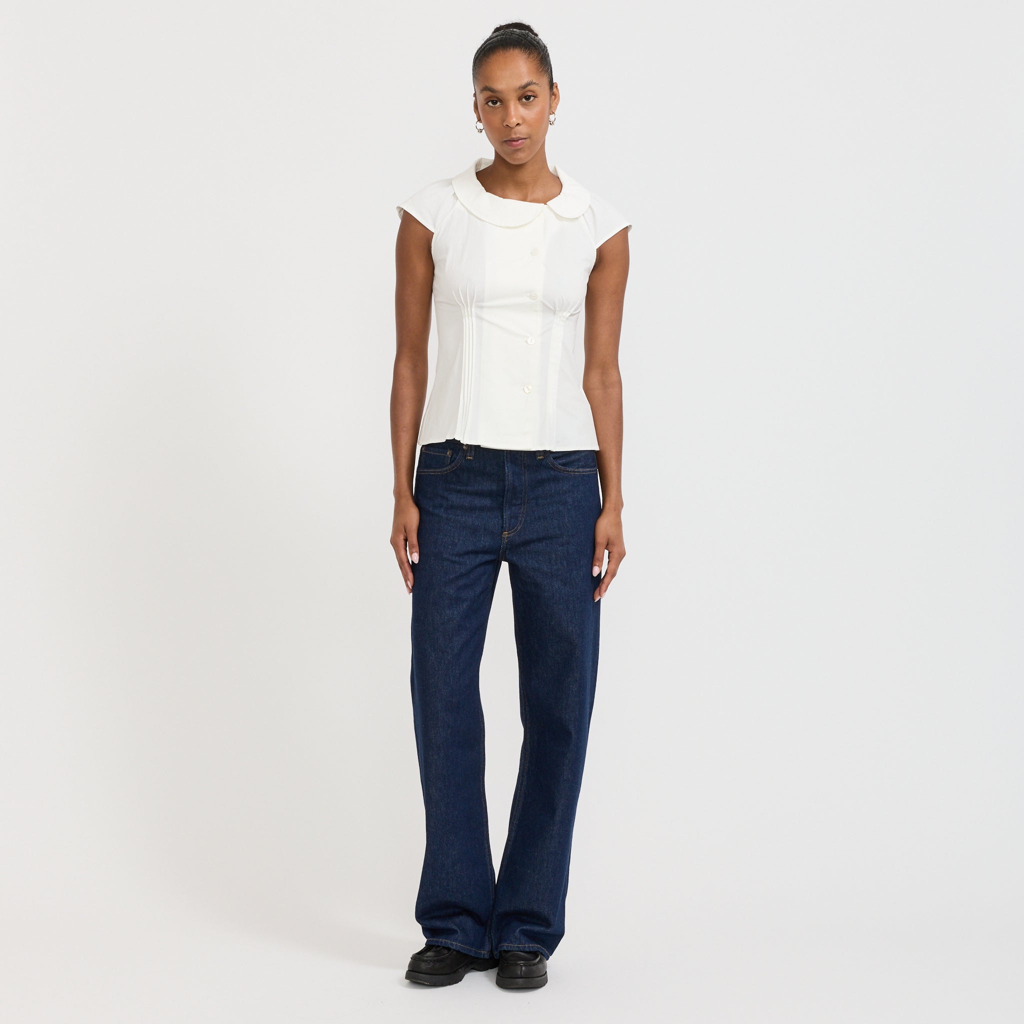 Peachy Den | Missy Asymmetric Blouse Porcelain | Maplestore