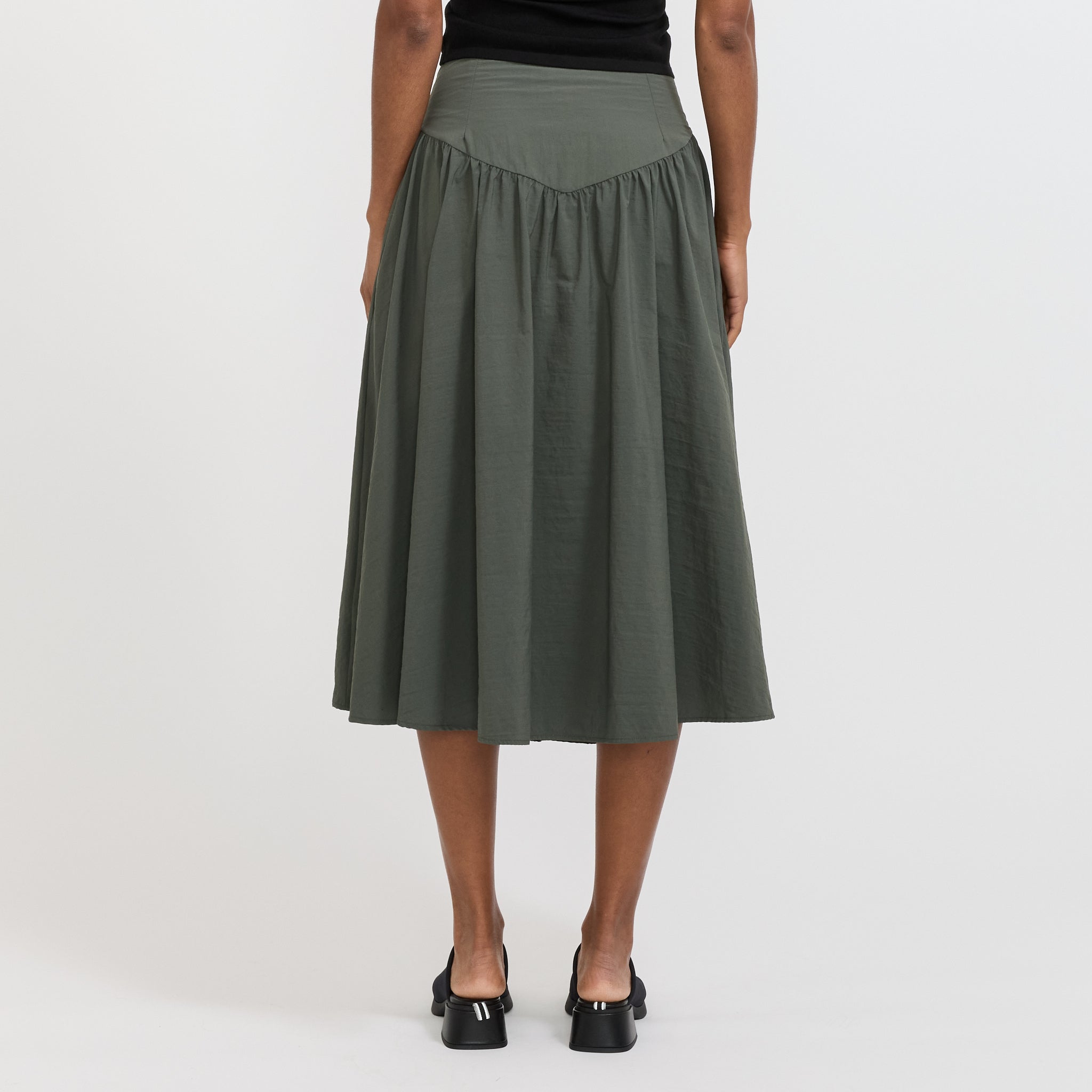 Peachy Den | Deba Midi Skirt Slate | Maplestore