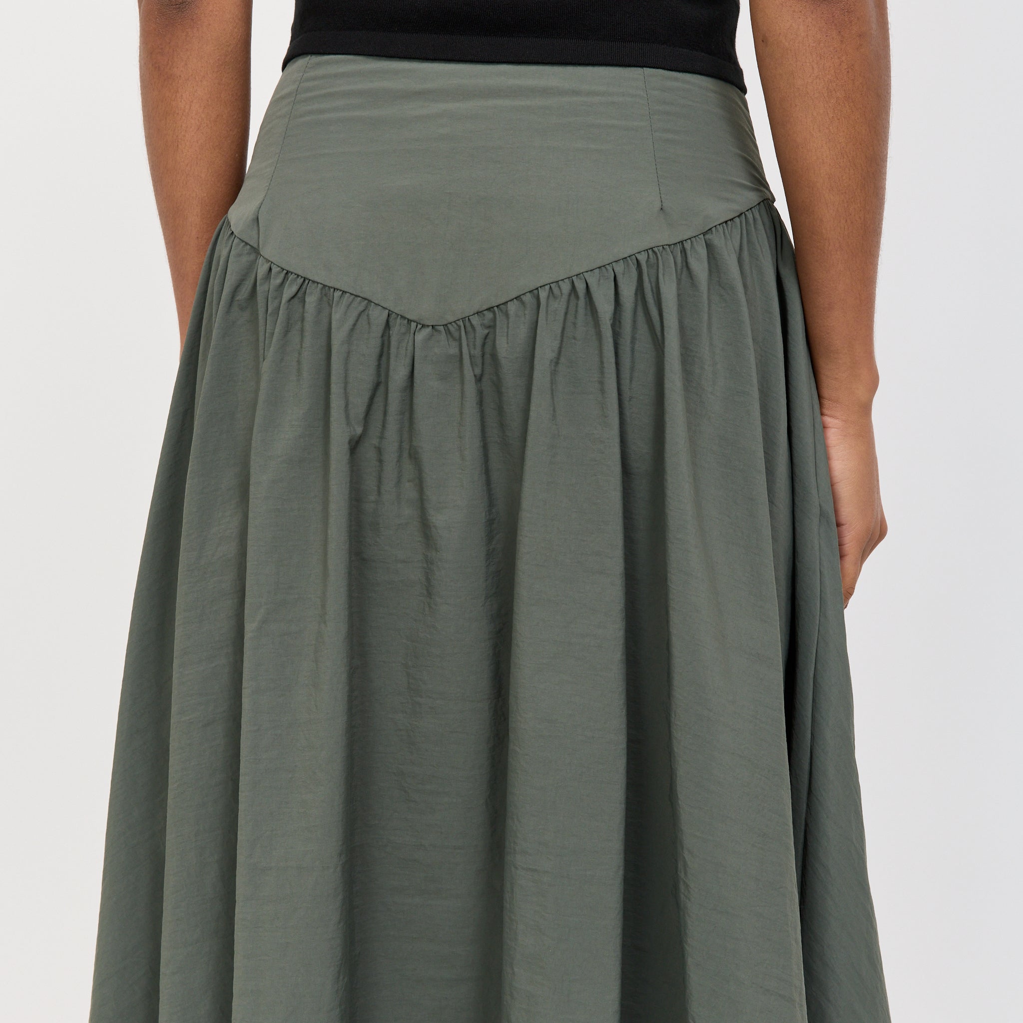 Peachy Den | Deba Midi Skirt Slate | Maplestore