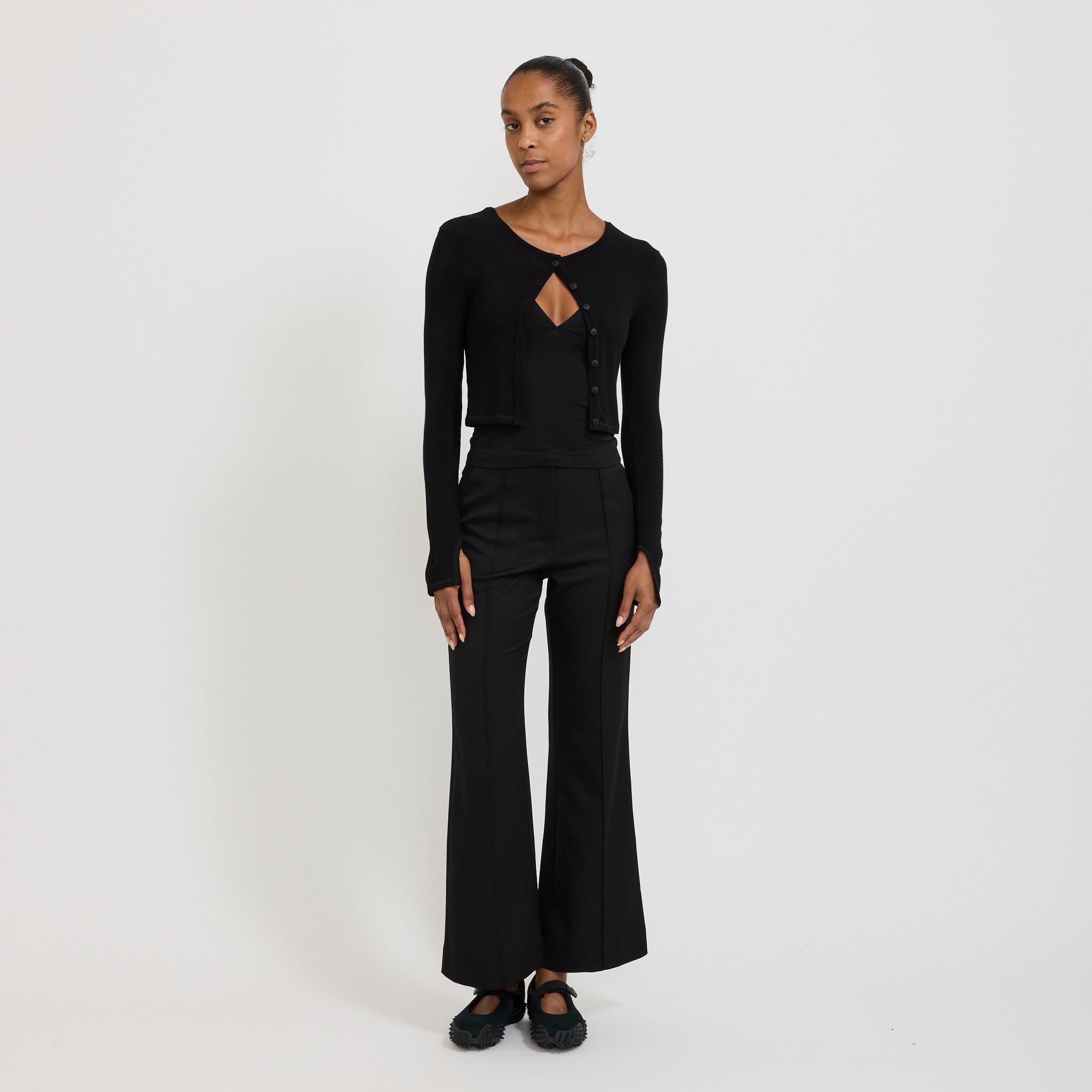 Assume Cardigan Black