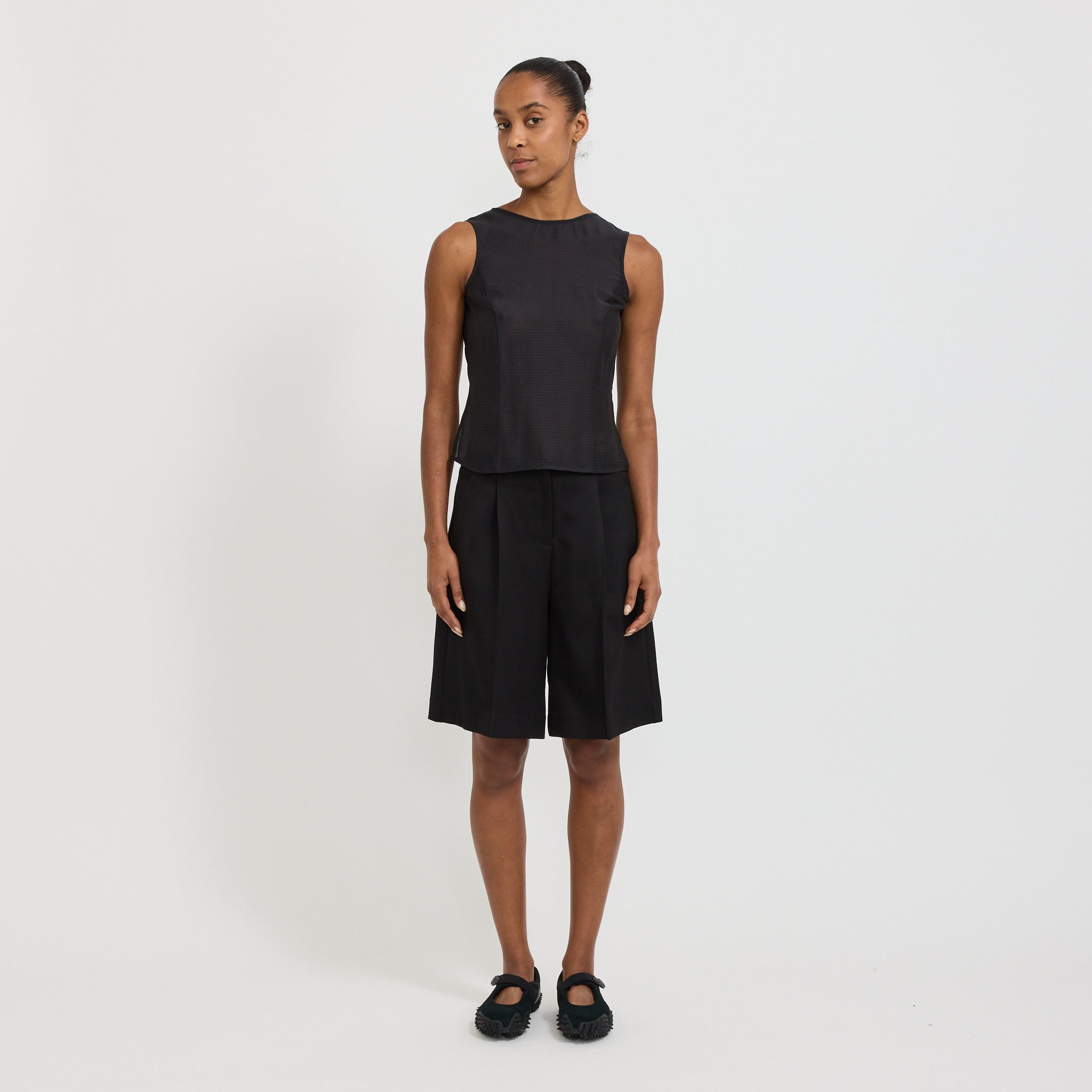 Response Shorts Black