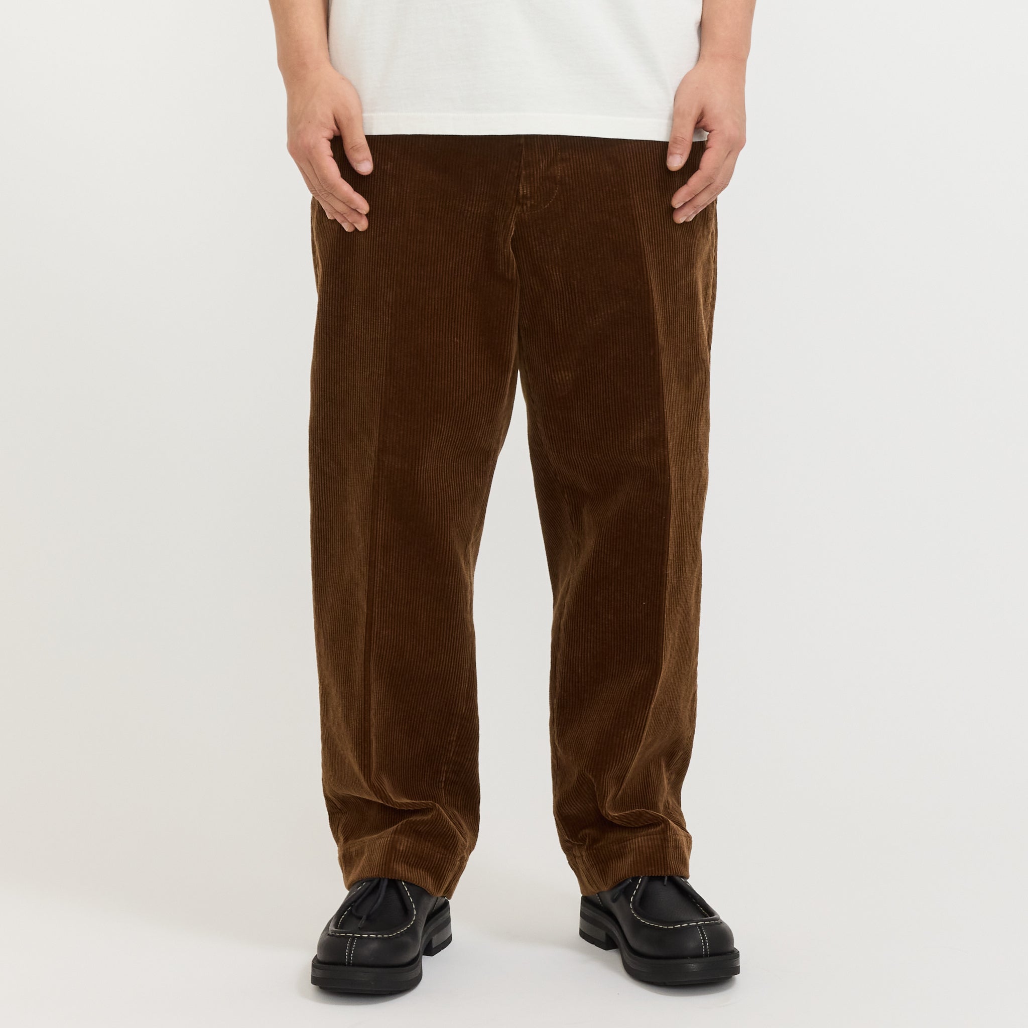 Lipsi Corduroy Pant Brown | Classic Mens Pants from Pilgrim