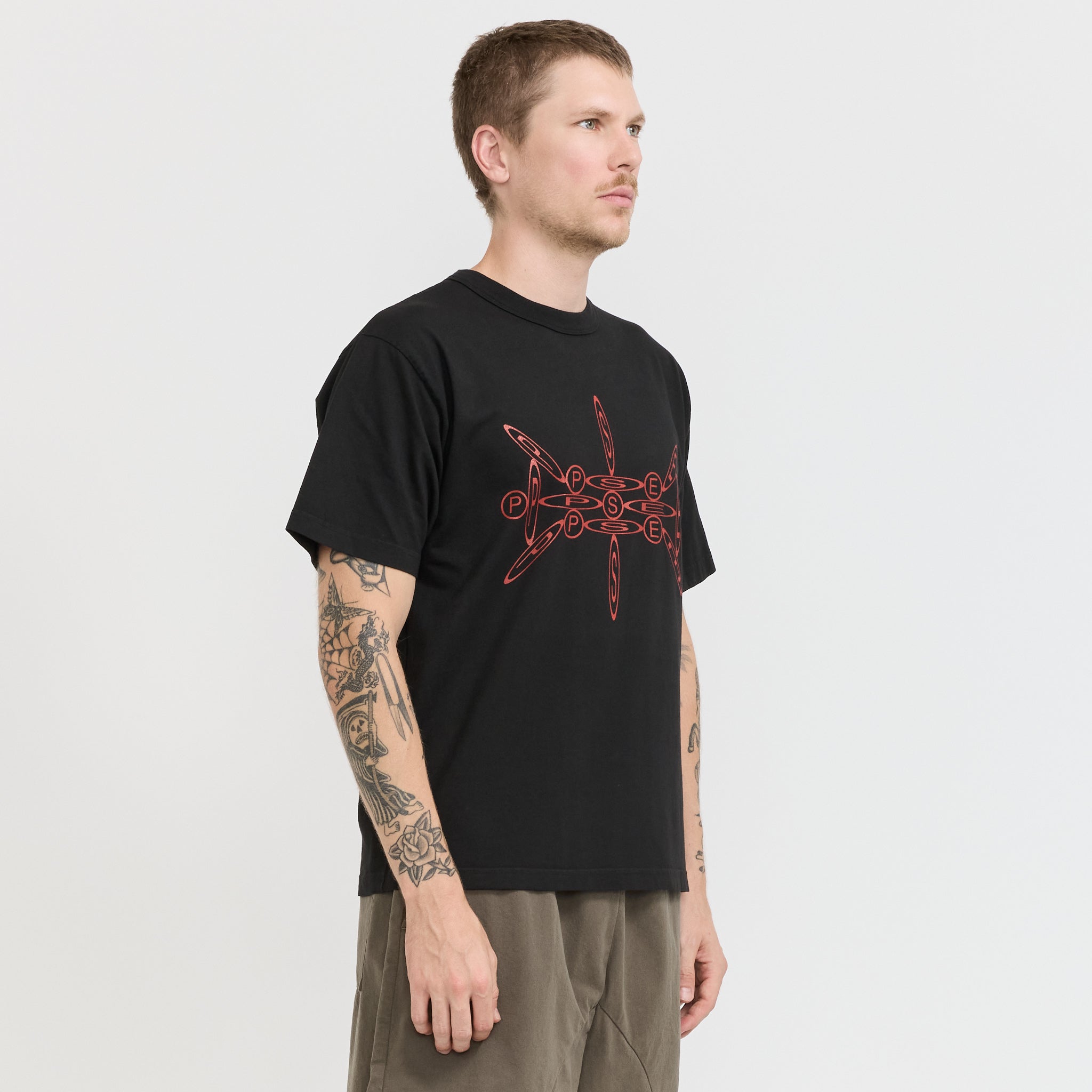 Pseushi | Blind Tee Black | Maplestore
