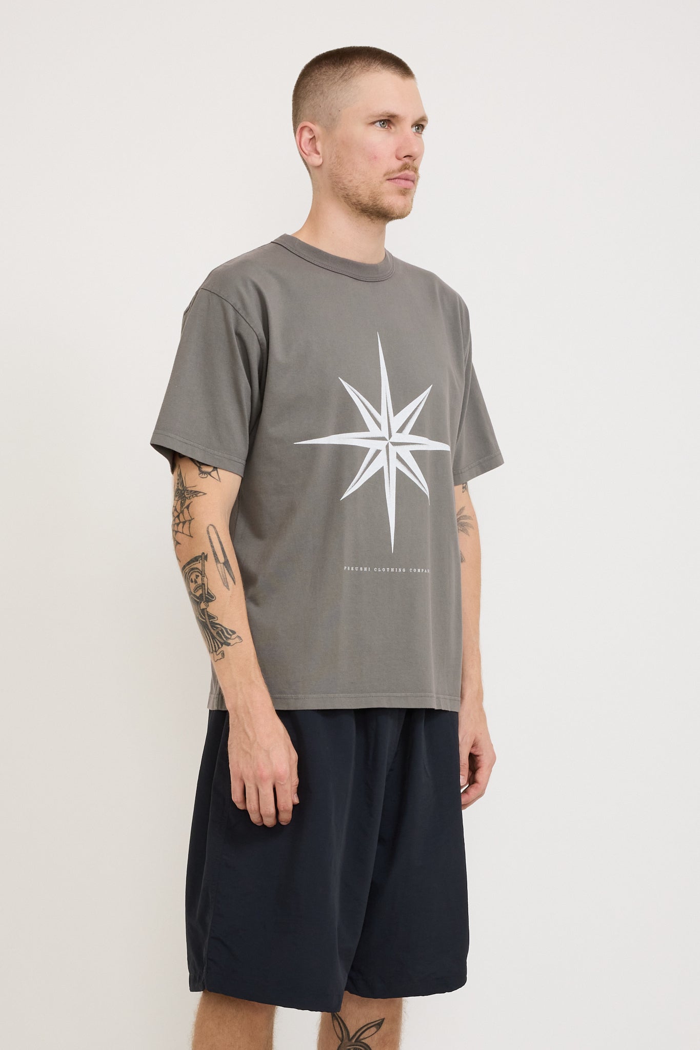 Compass Tee Grey