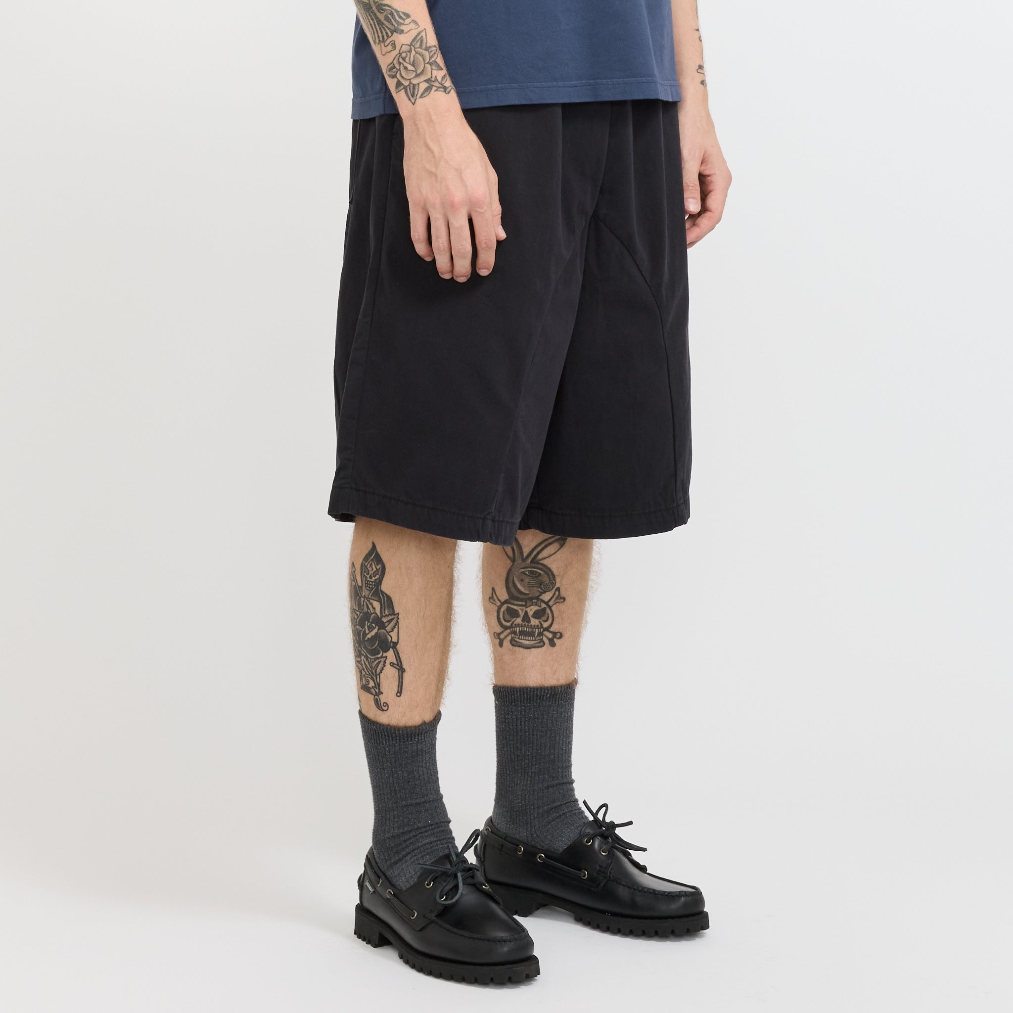 Pseushi | Elasticated Cotton Shorts Black | Maplestore
