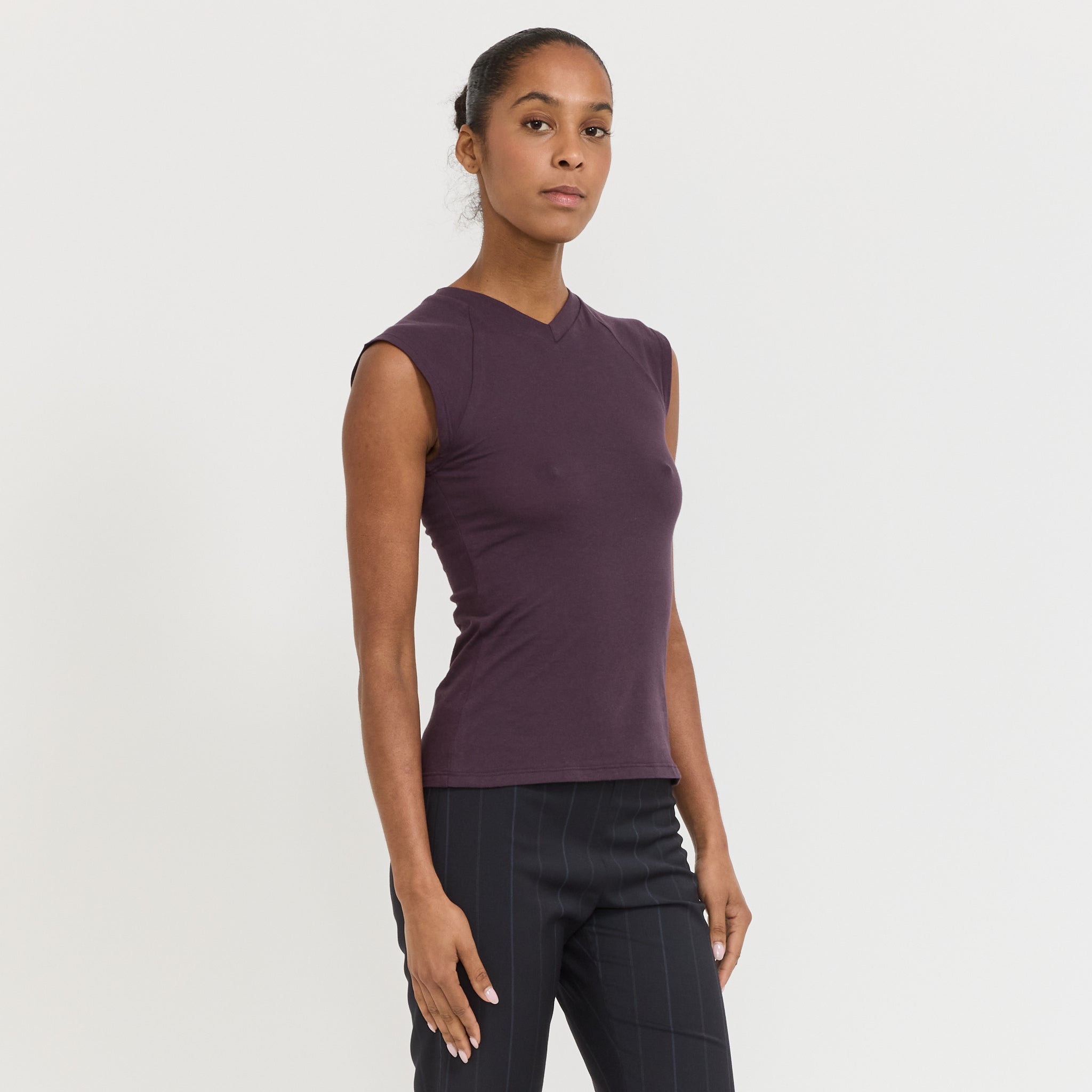 Beam V-Neck tee Purple