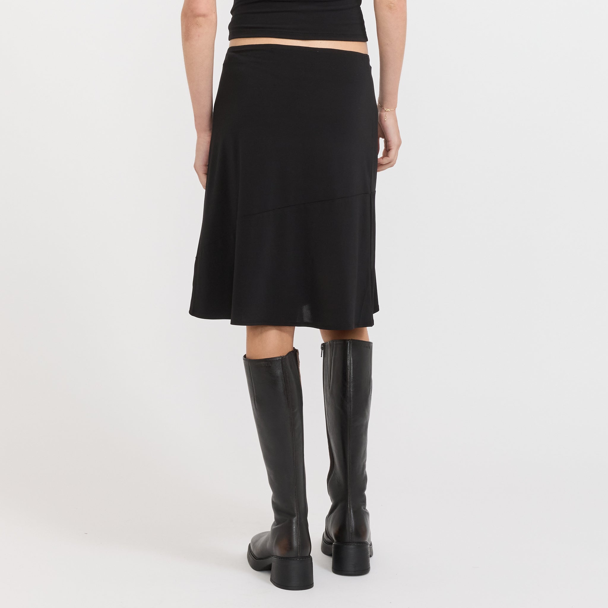 Permanent Vacation | Debut Skirt Black | Maplestore