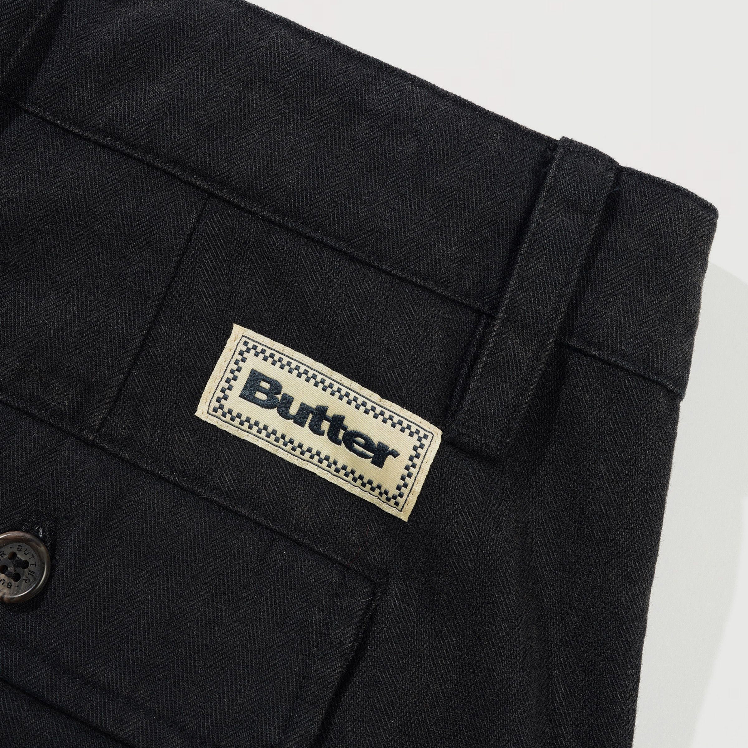 Butter Goods | Pleated Trousers Washed Black | Maplestore