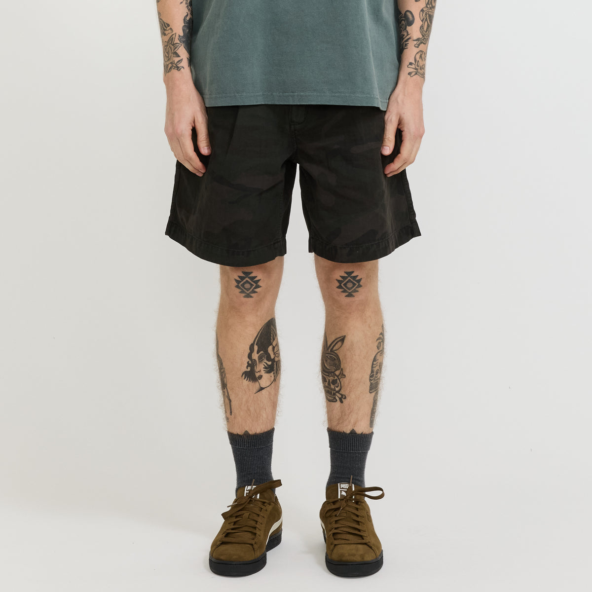 Adjustable Short Black Camo
