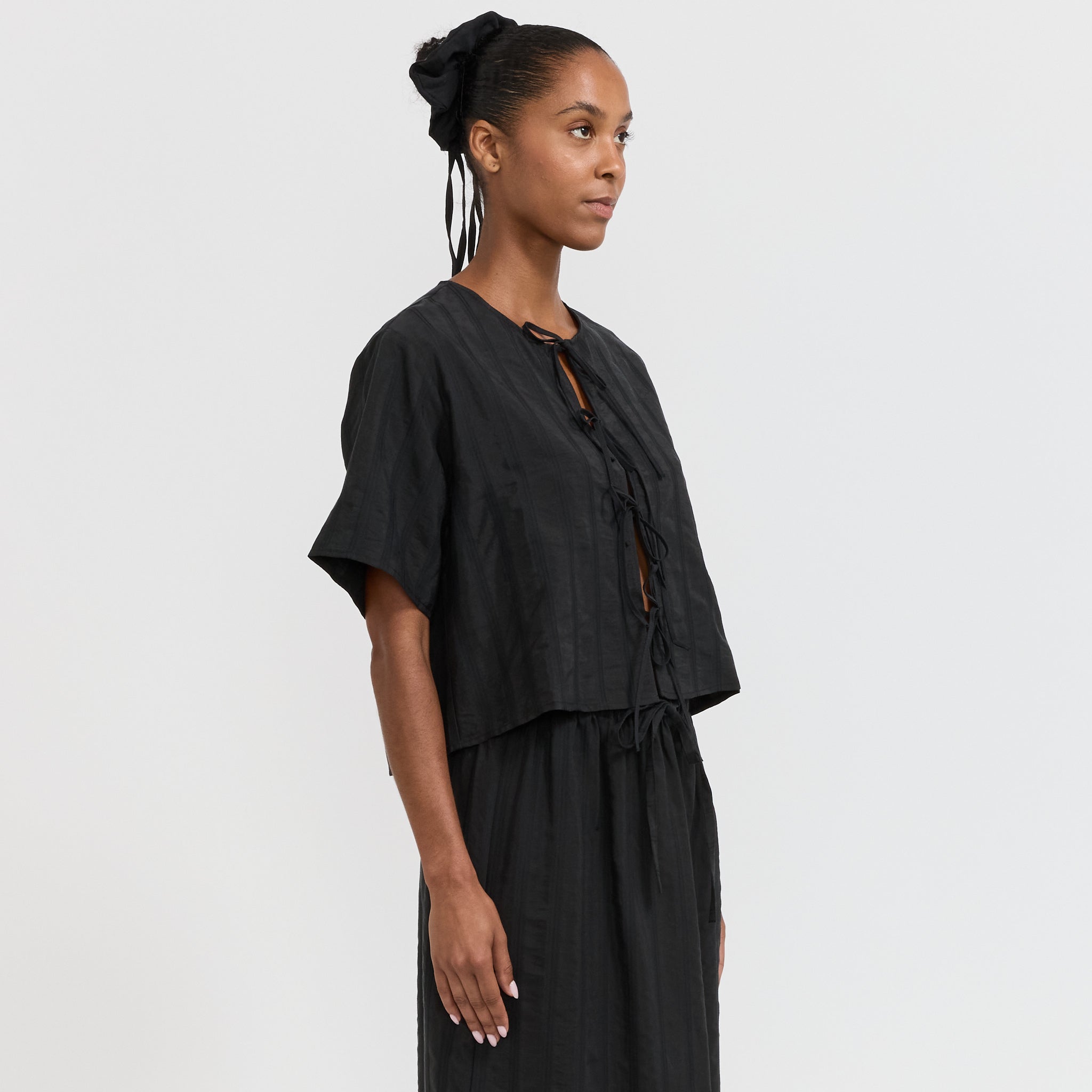 Rita Row | Vanitas Top Black | Maplestore