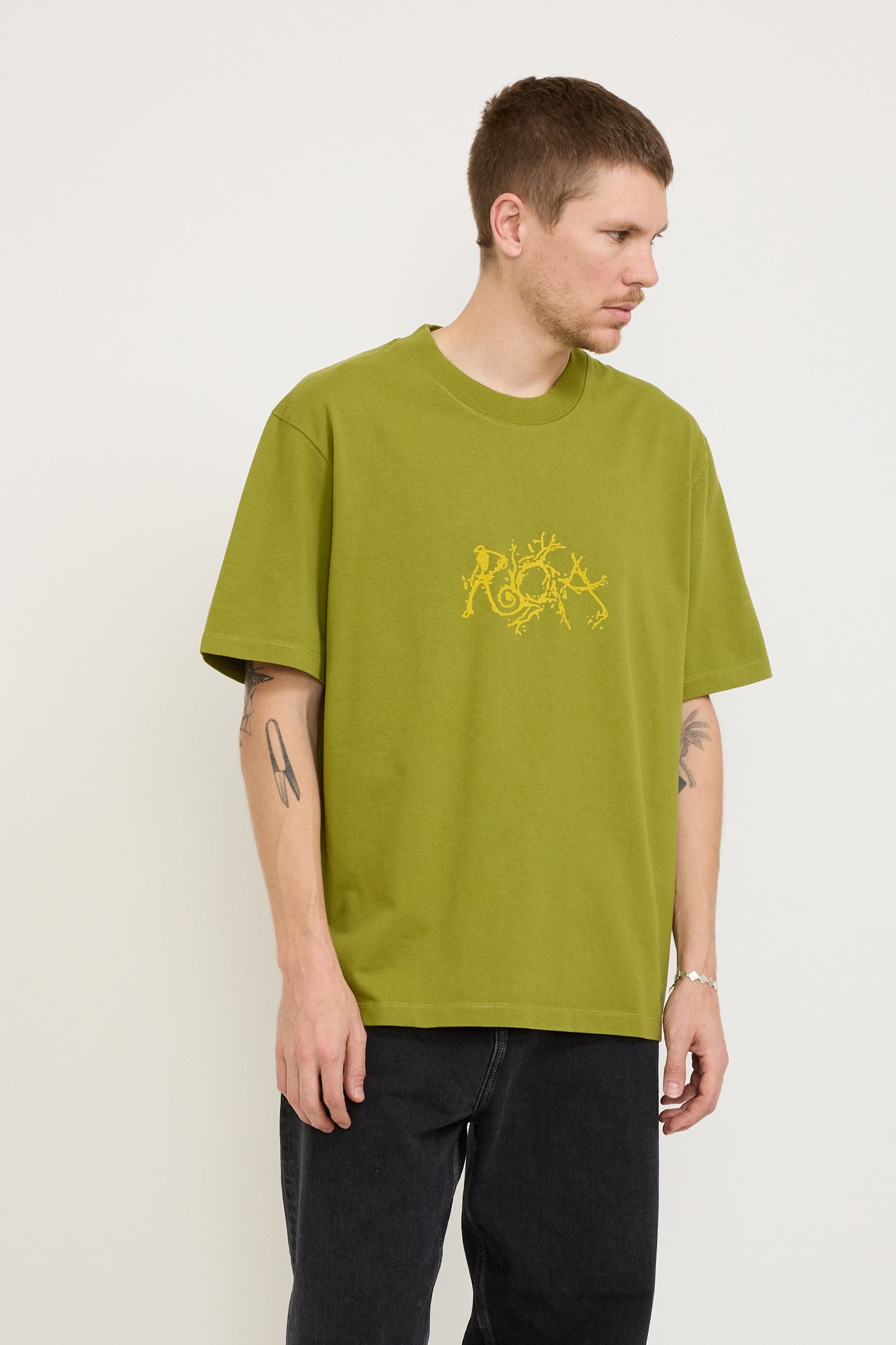 ROA | Graphic Boxy Tee Cardamom | Maplestore