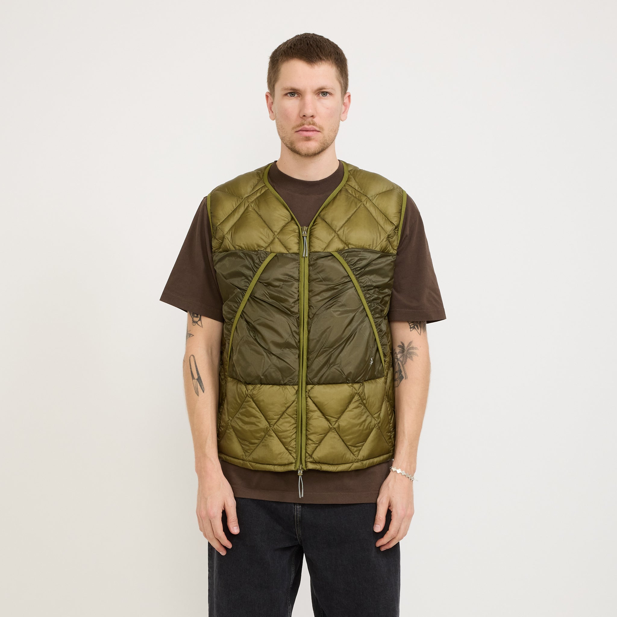ROA | Light Down Vest Olive Branch | Maplestore