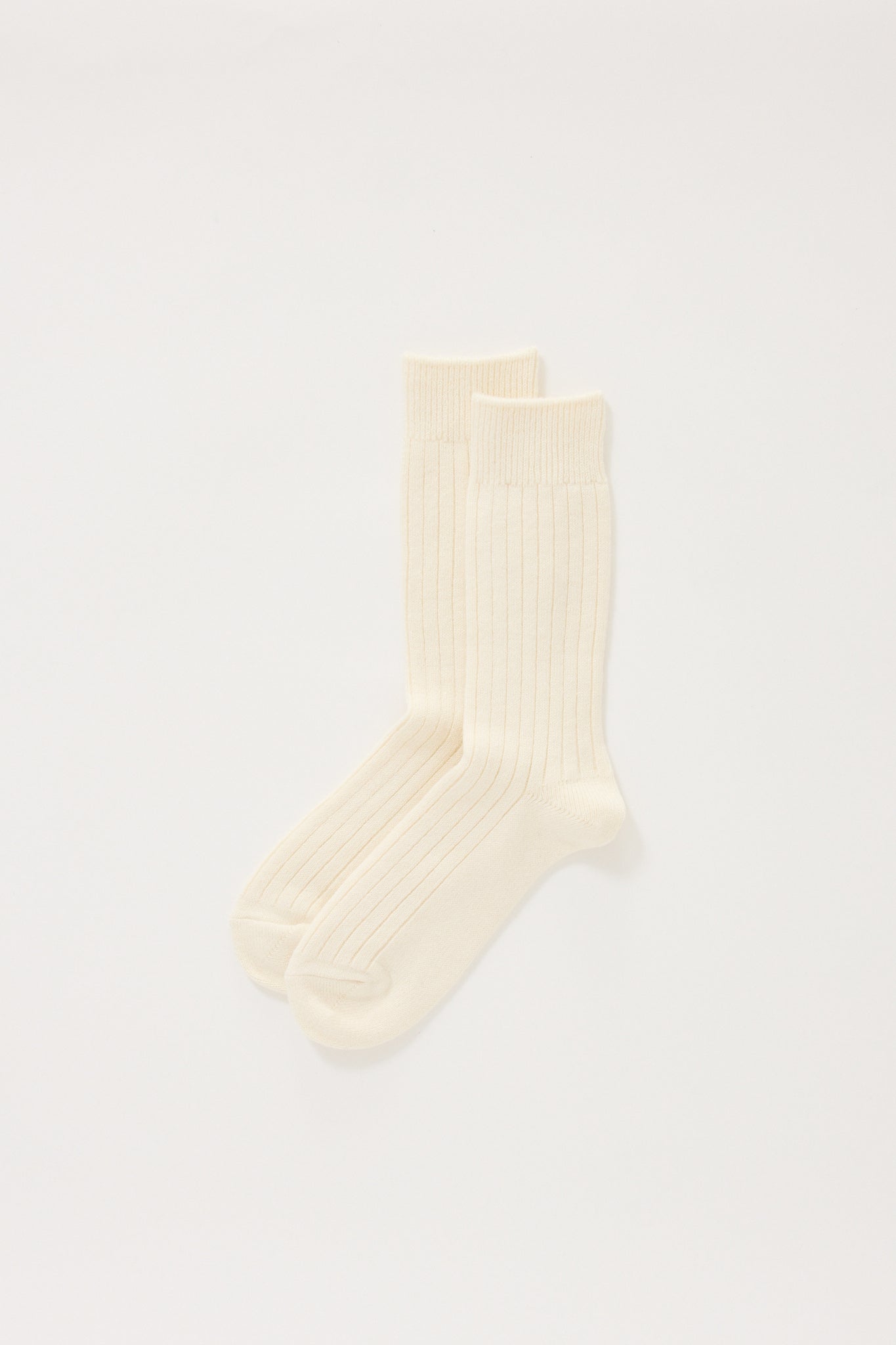 Rototo | Cotton Wool Ribbed Crew Socks White | Maplestore