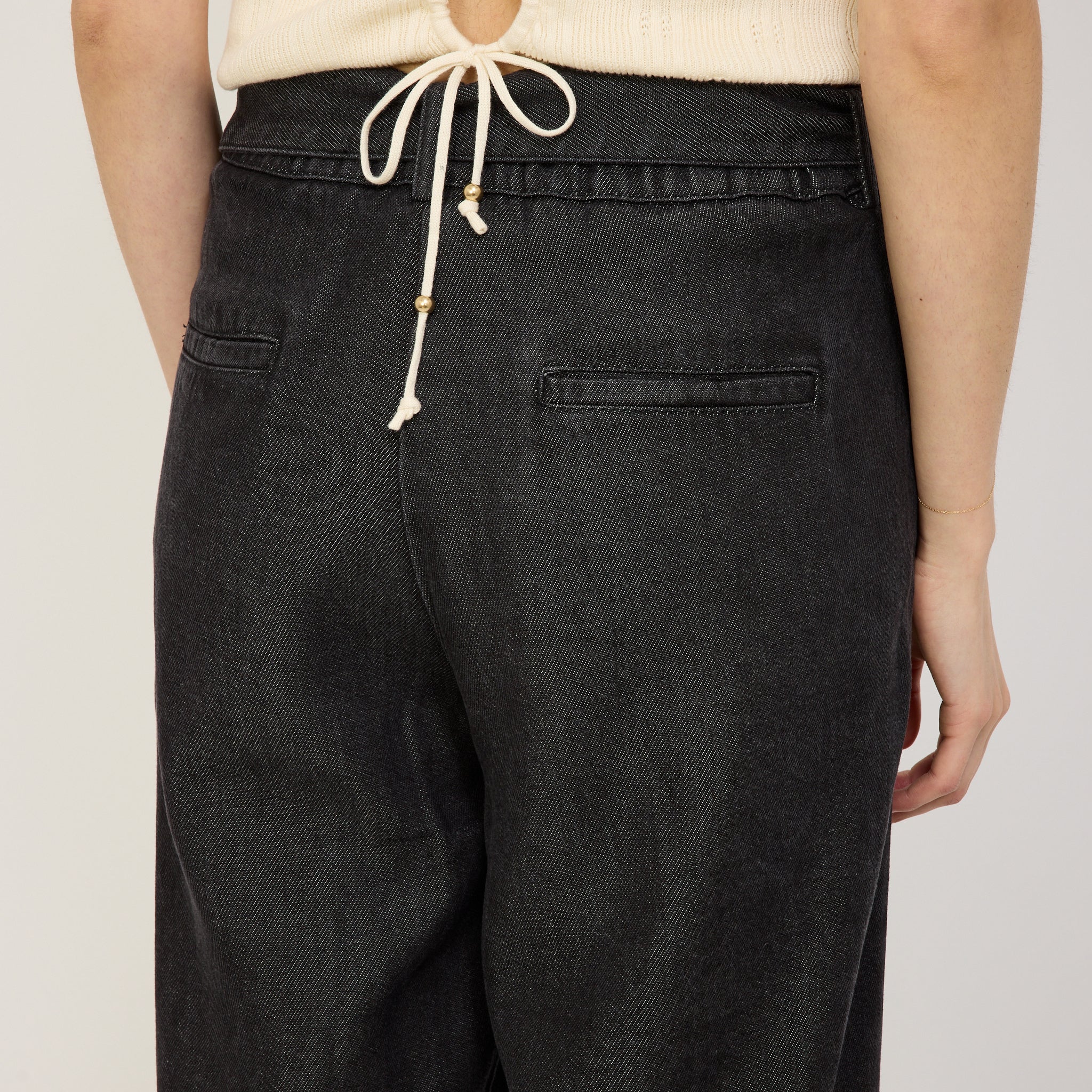 Rinim Pant Carbonella