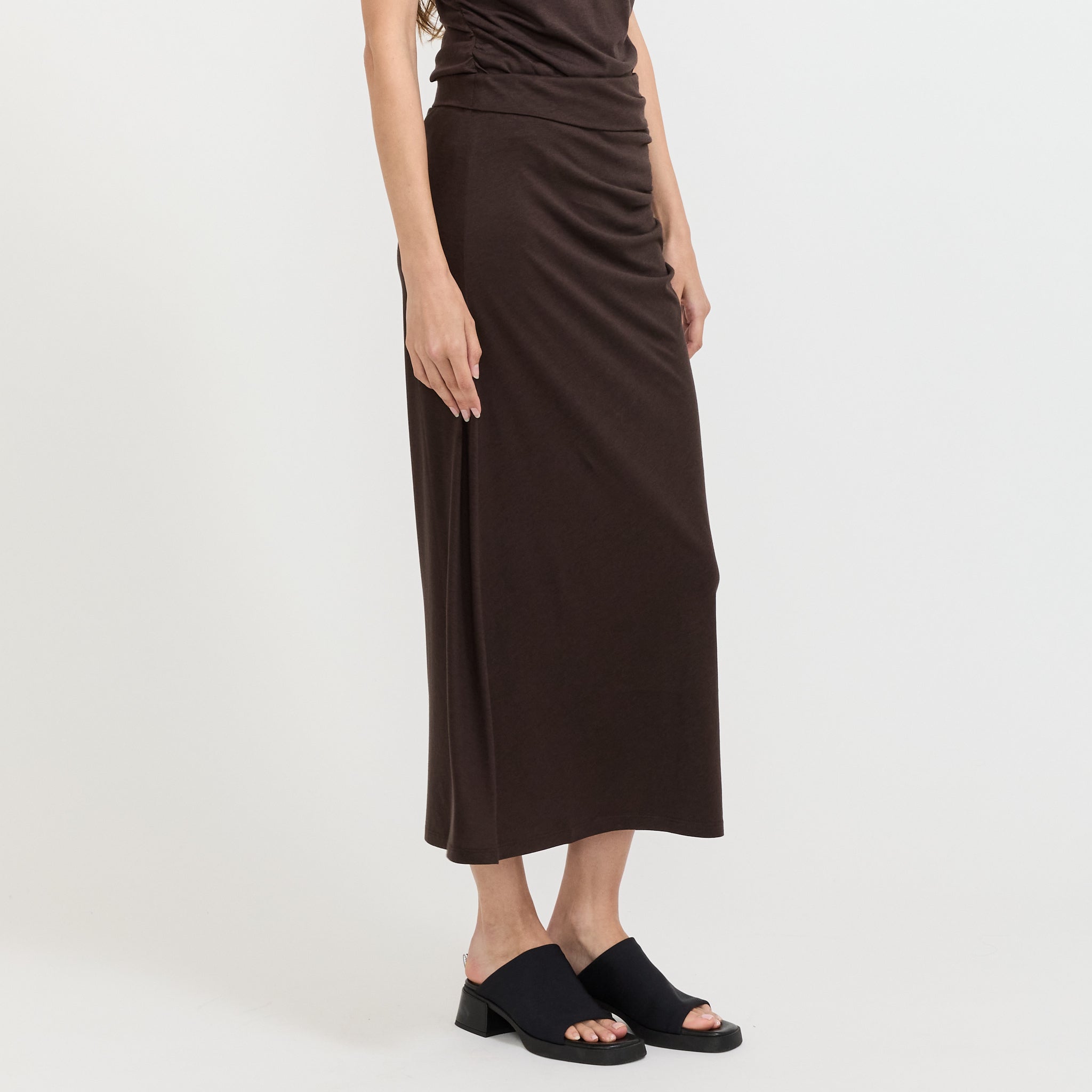 Dolish Long Skirt Espresso