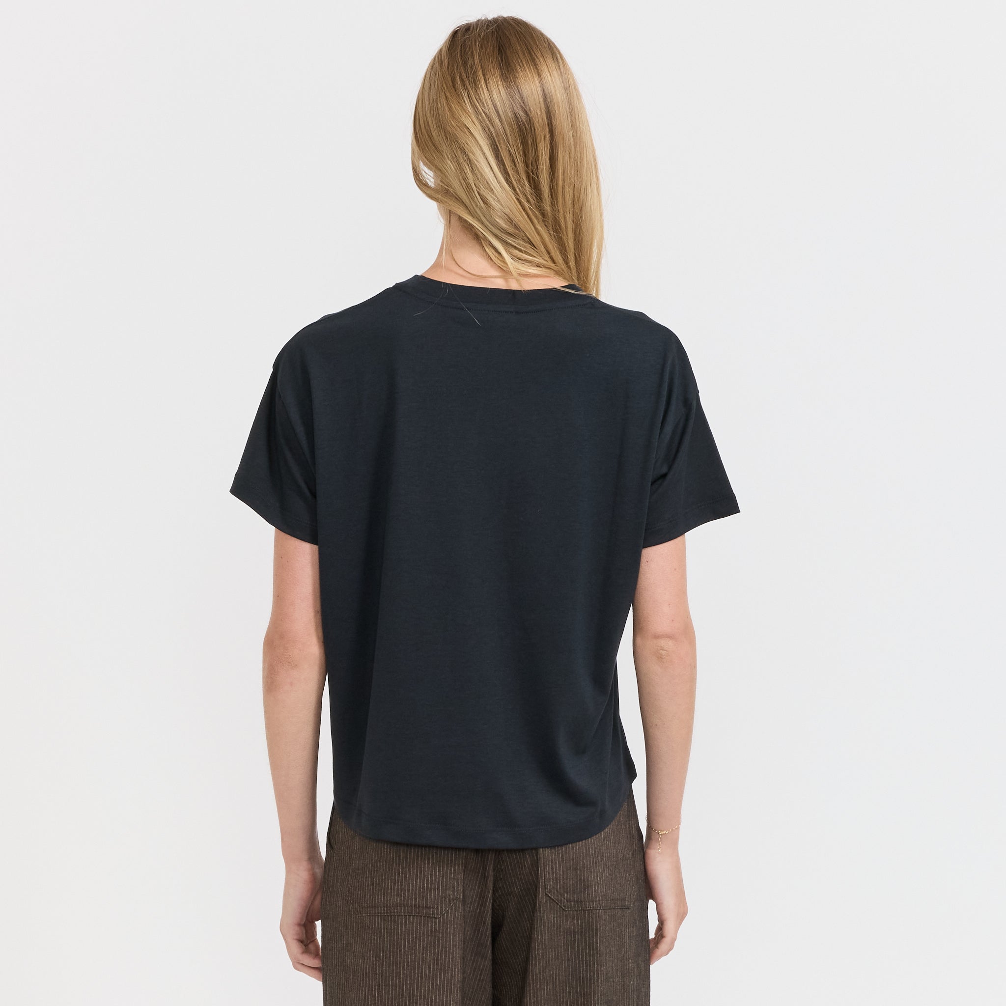 Sessun | TOO T-Shirt Moonless | Maplestore