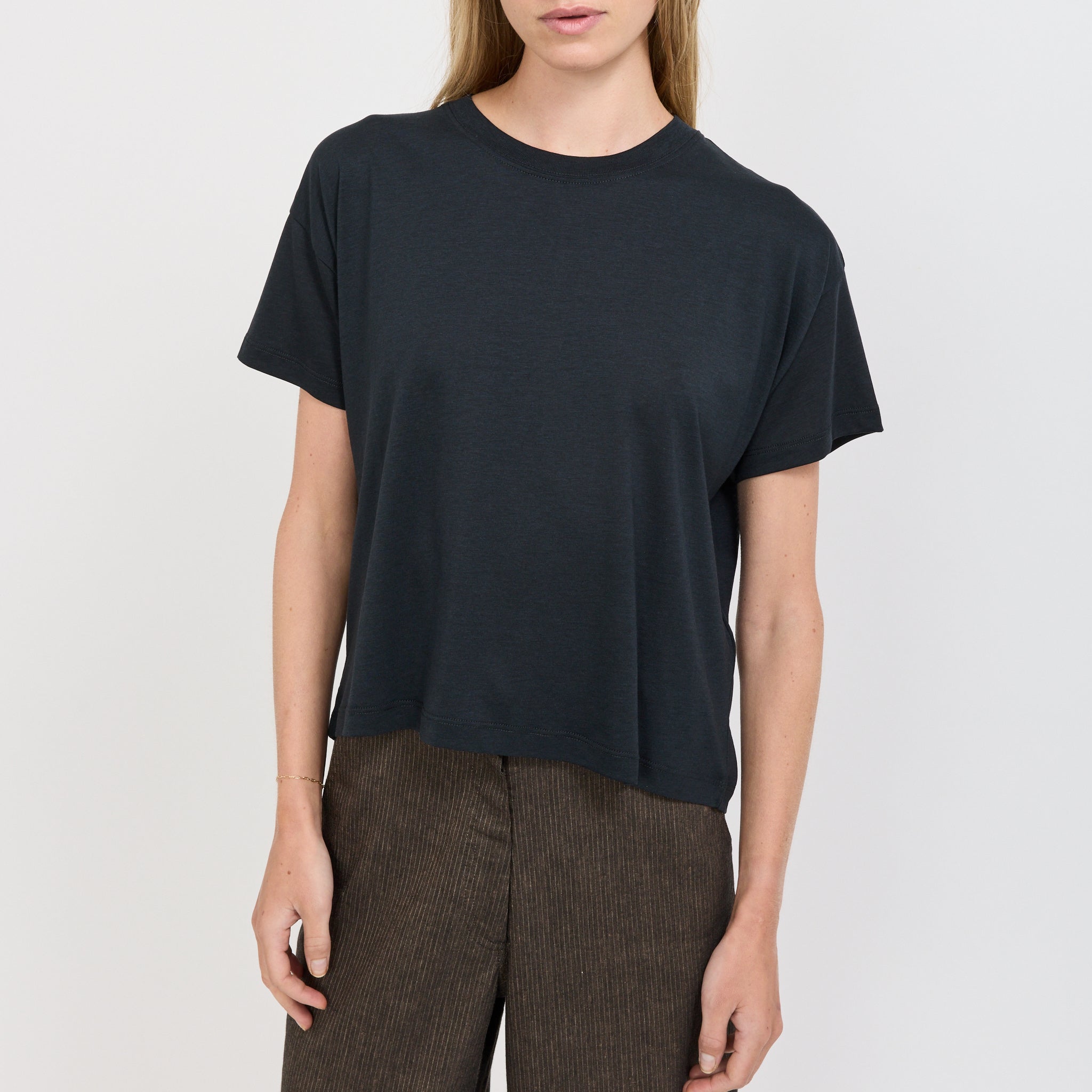 Sessun | TOO T-Shirt Moonless | Maplestore