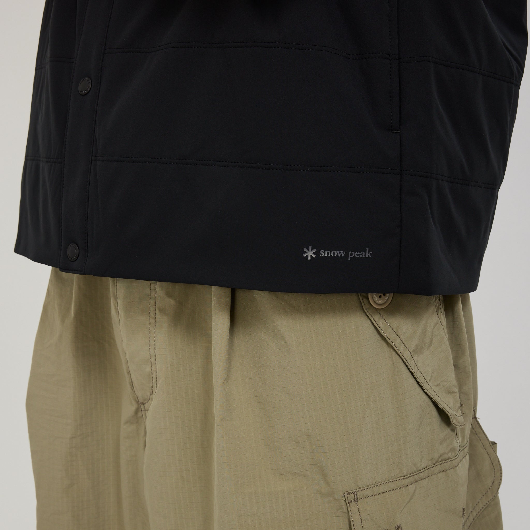Snow Peak | Flexible Insulated Vest Black | Maplestore