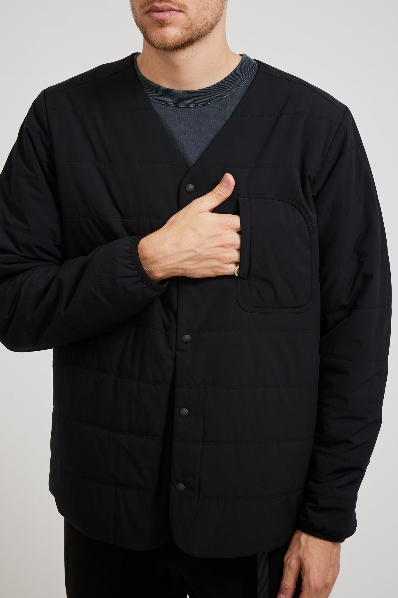 Snow Peak | Flexible Insulated Cardigan Black | Maplestore