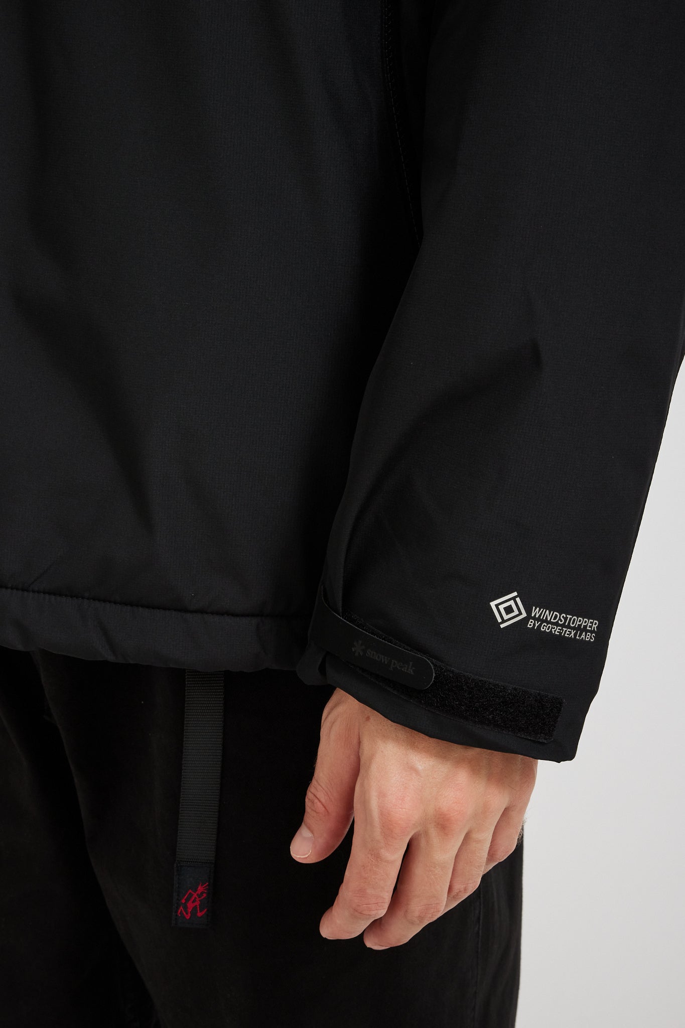 Snow Peak | Gore Windstopper Warm Jacket Black | Maplestore