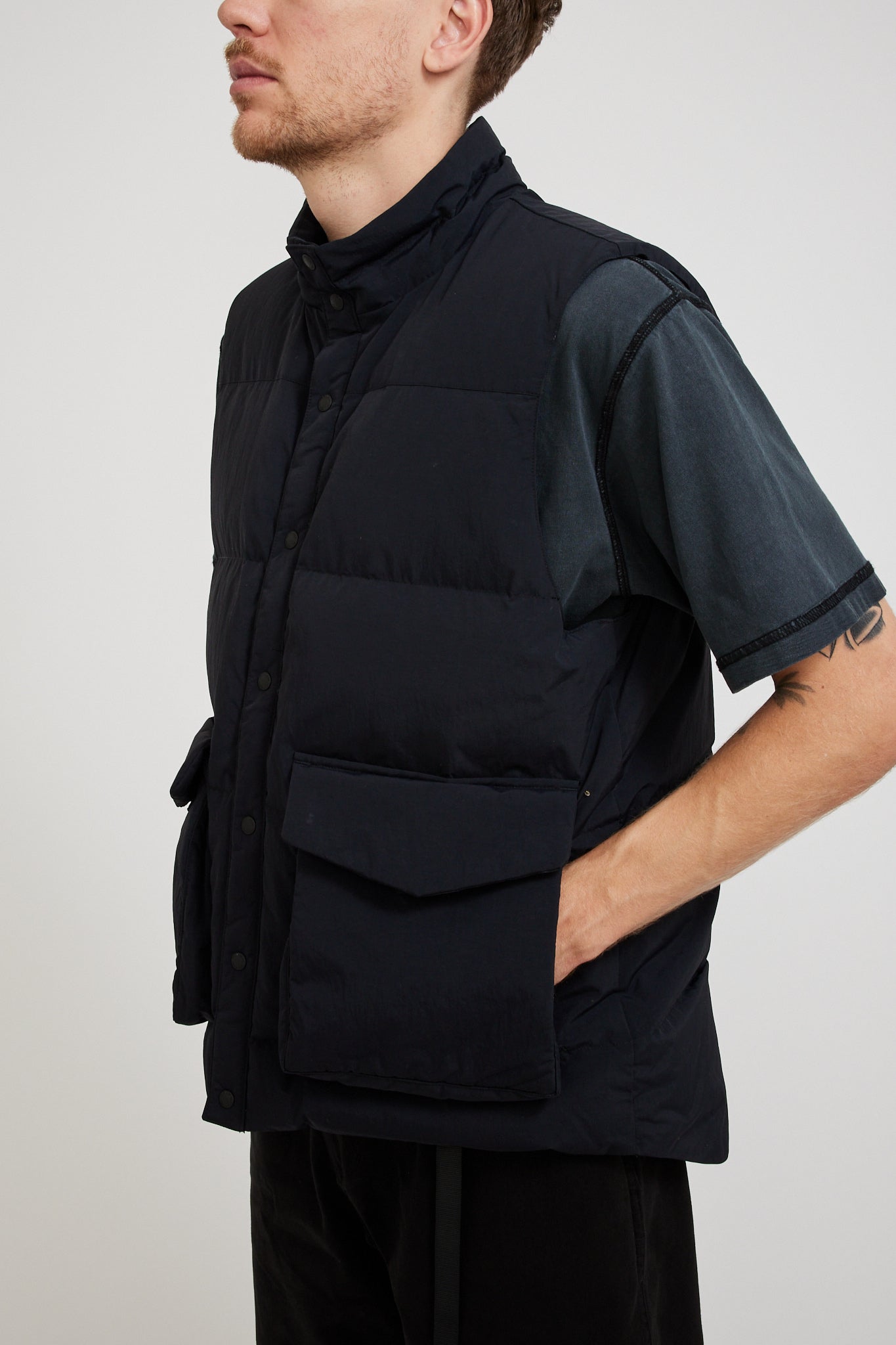 Snow Peak | Recycled Down Vest Black | Maplestore