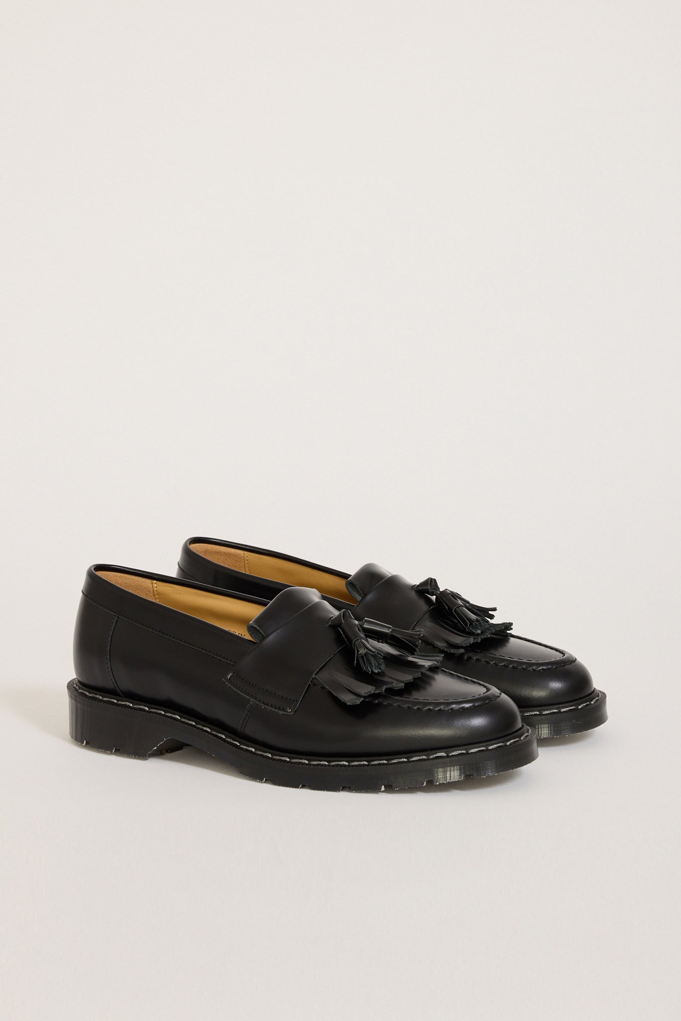 Solovair | Hi Shine Tassel Loafer Black | Maplestore