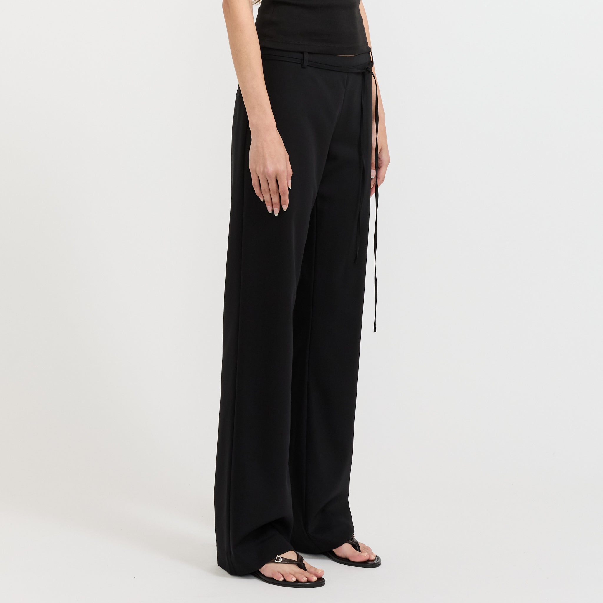 90s Rouleau Minimal Pants Black
