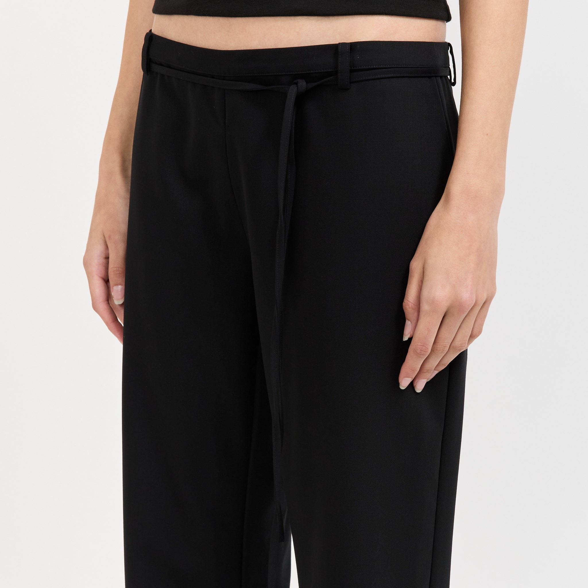 90s Rouleau Minimal Pants Black