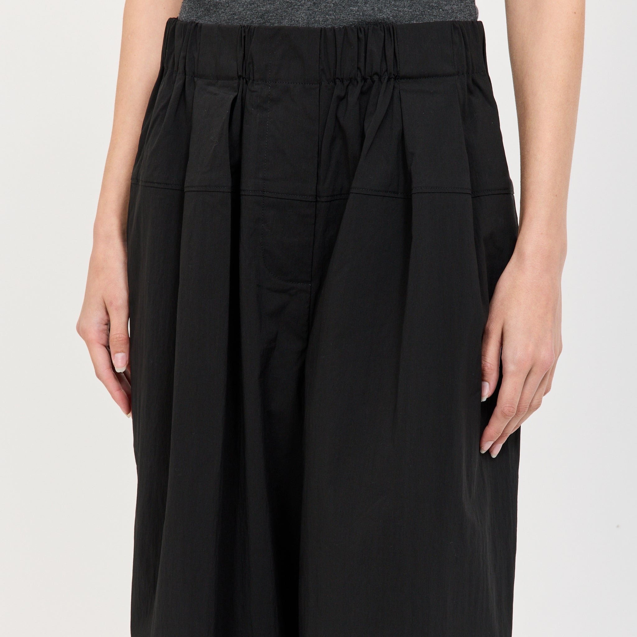 Relaxed Pleat Pants Black