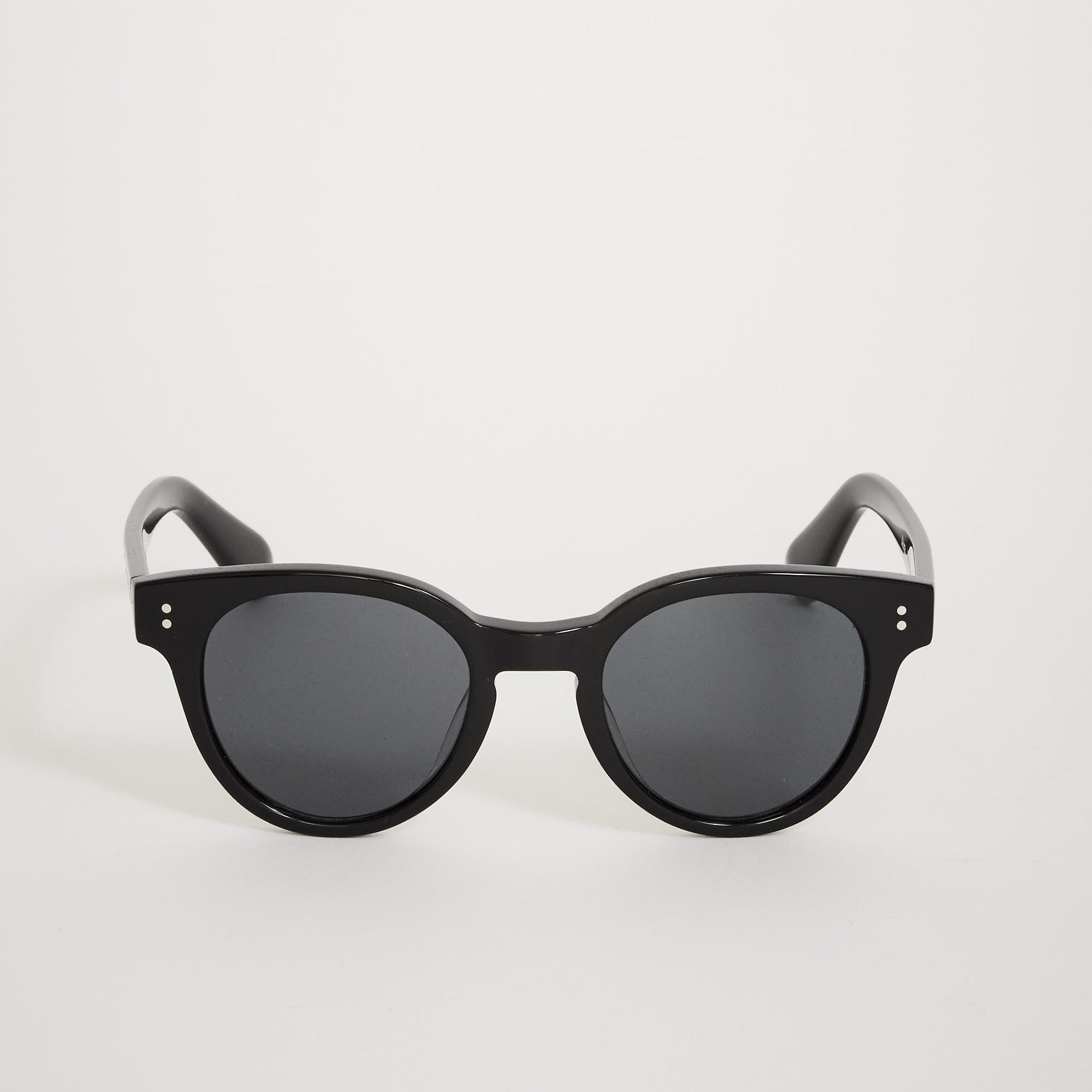 Akira Sunglasses Black