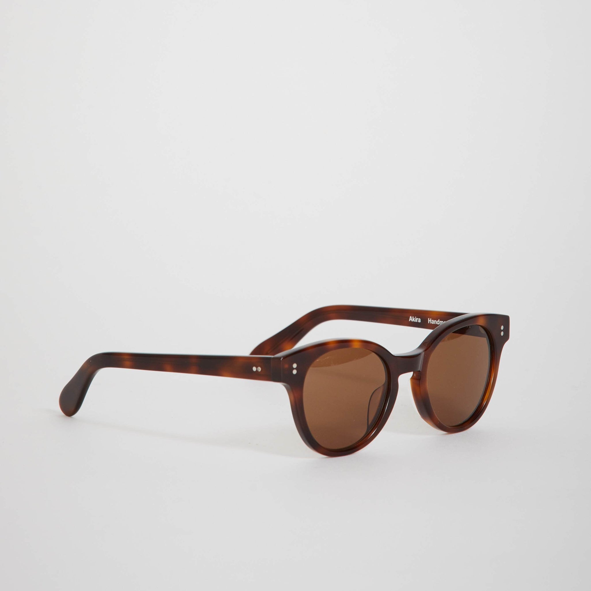 Sun Buddies | Akira Sunglasses Tortoise | Maplestore