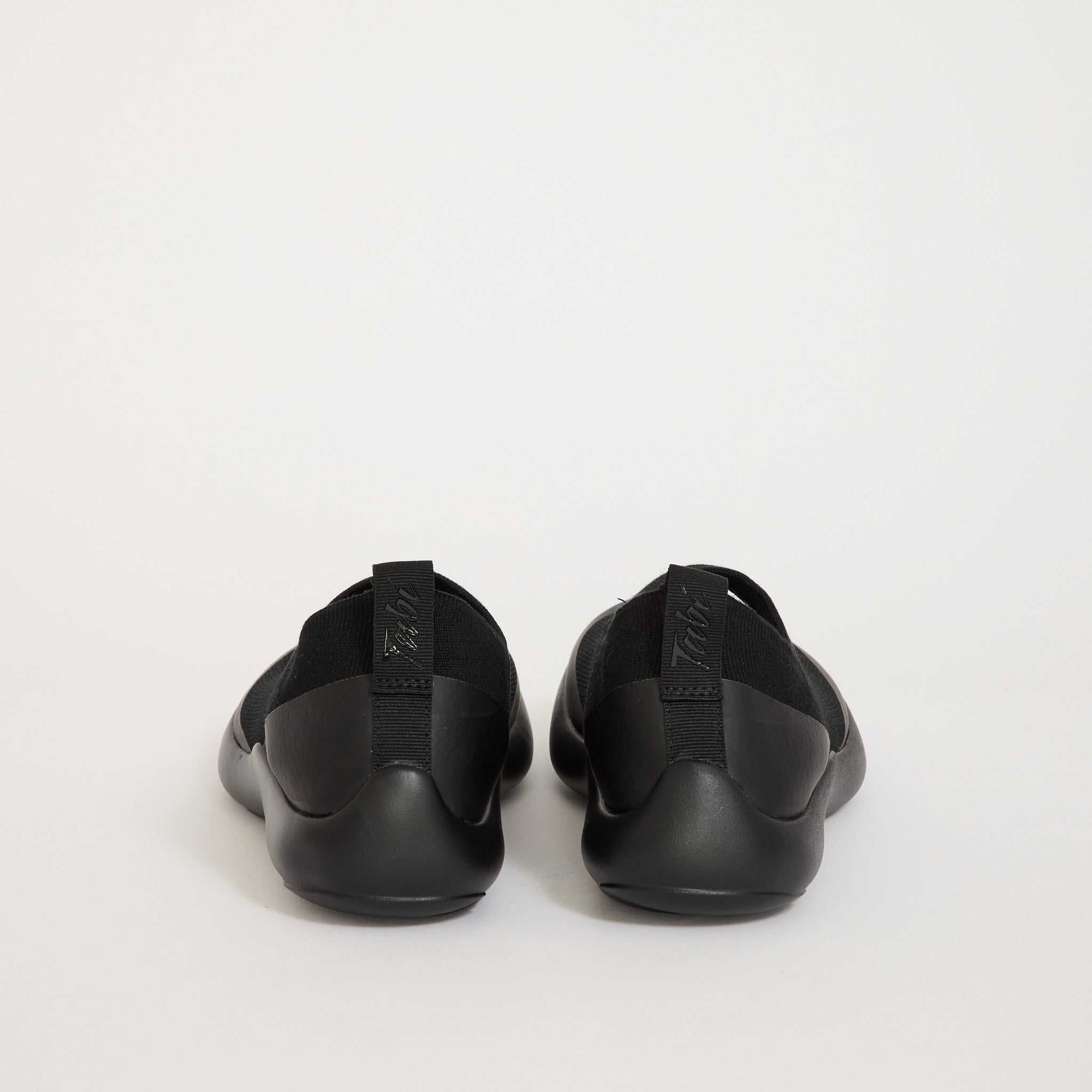 Tabi Sandal Black