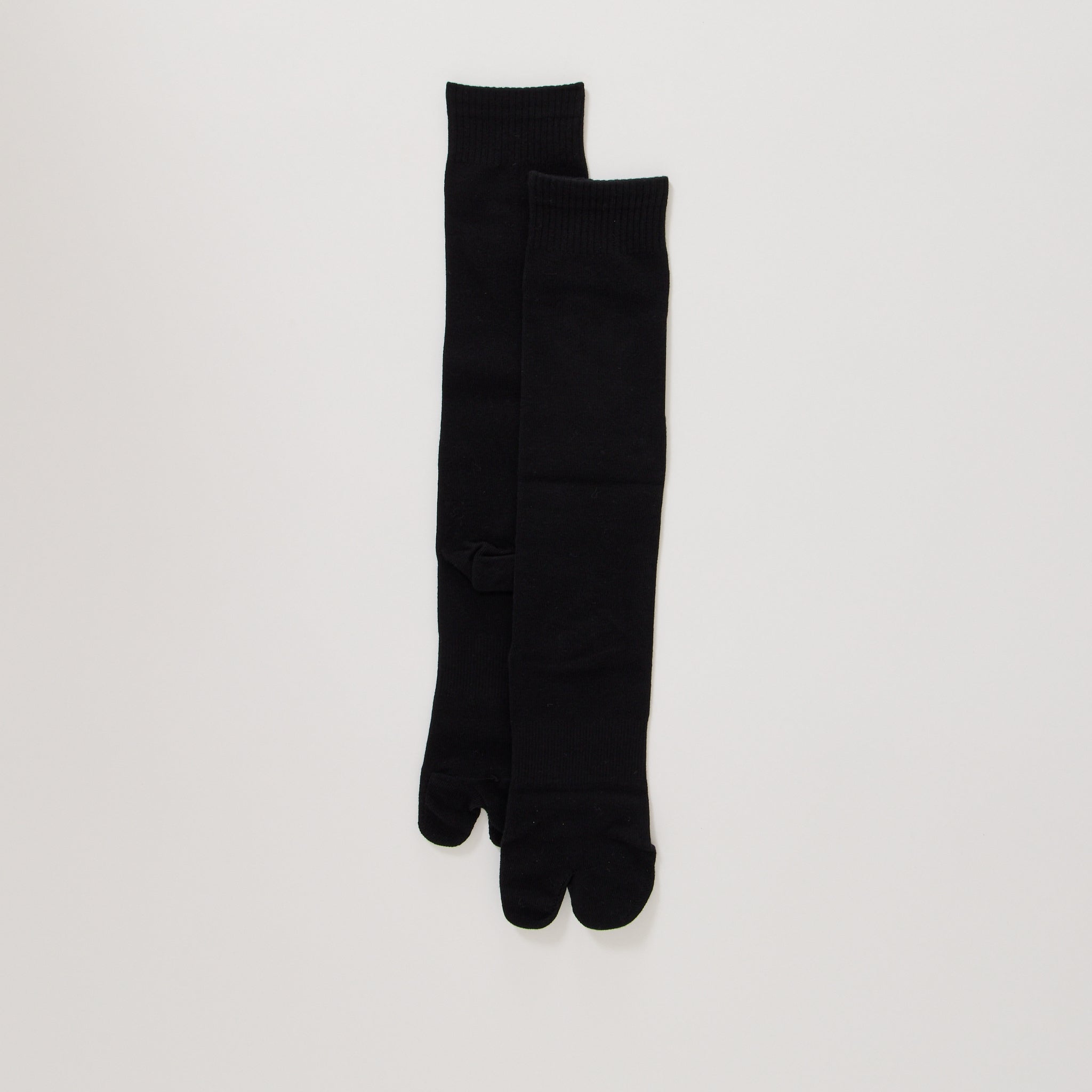 Tabi | Tabi Socks X-High Black | Maplestore