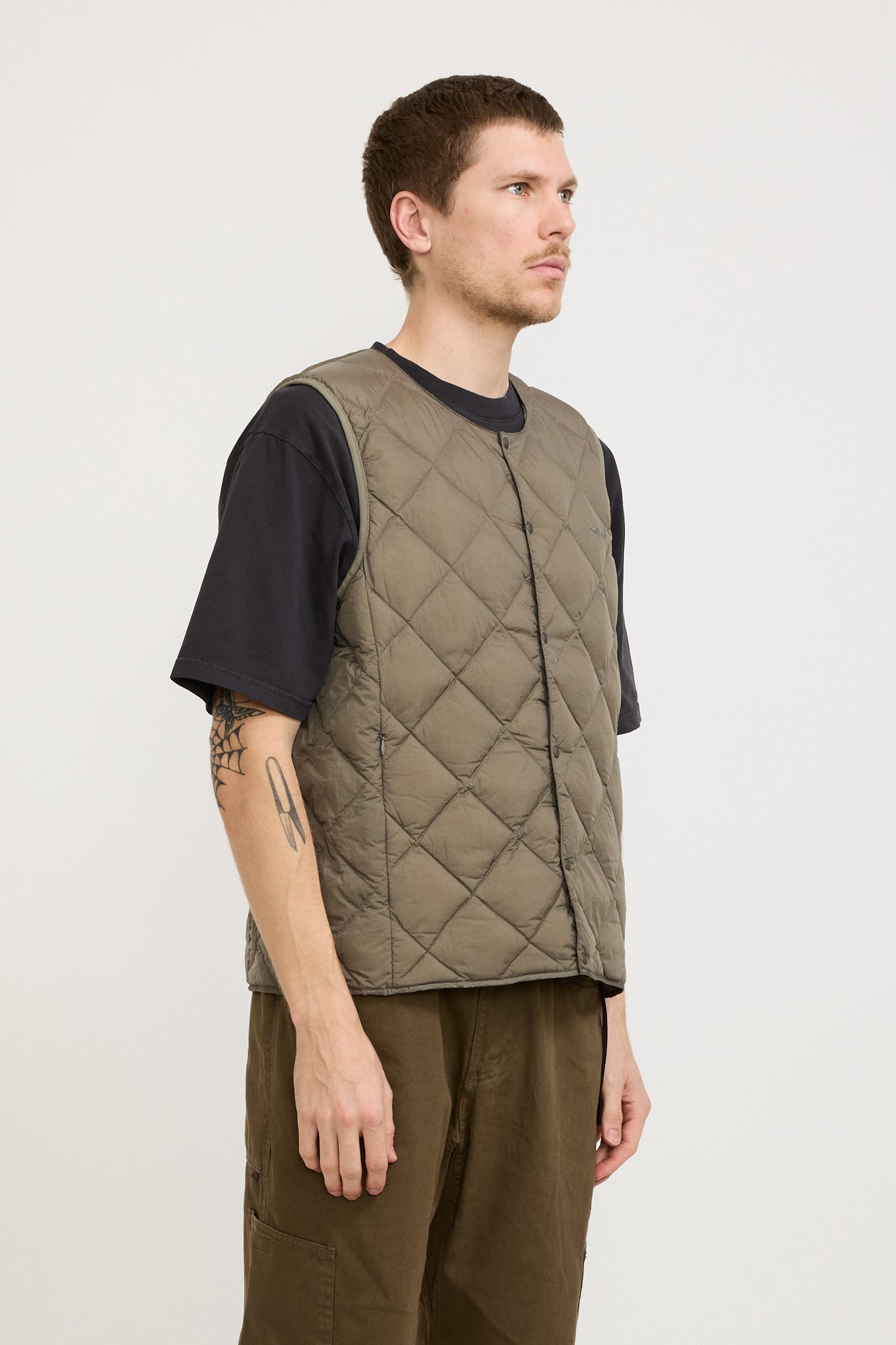 Gramicci | Gramicci x Taion Inner Down Vest Stone Grey | Maplestore