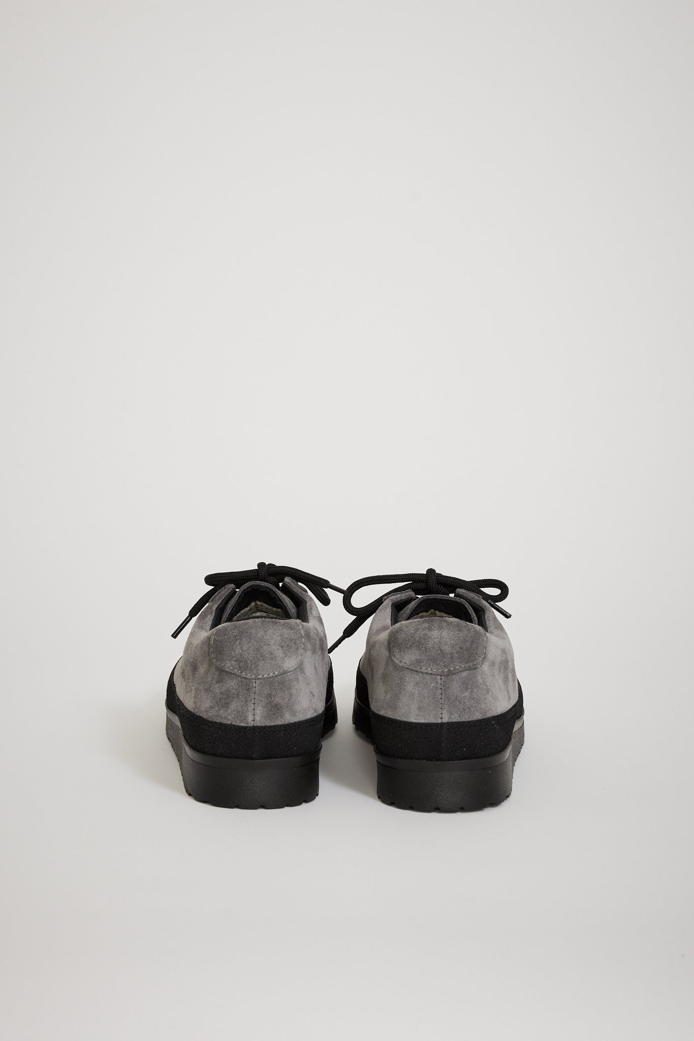 Tarvas | Explorer Dark Grey Suede | Maplestore