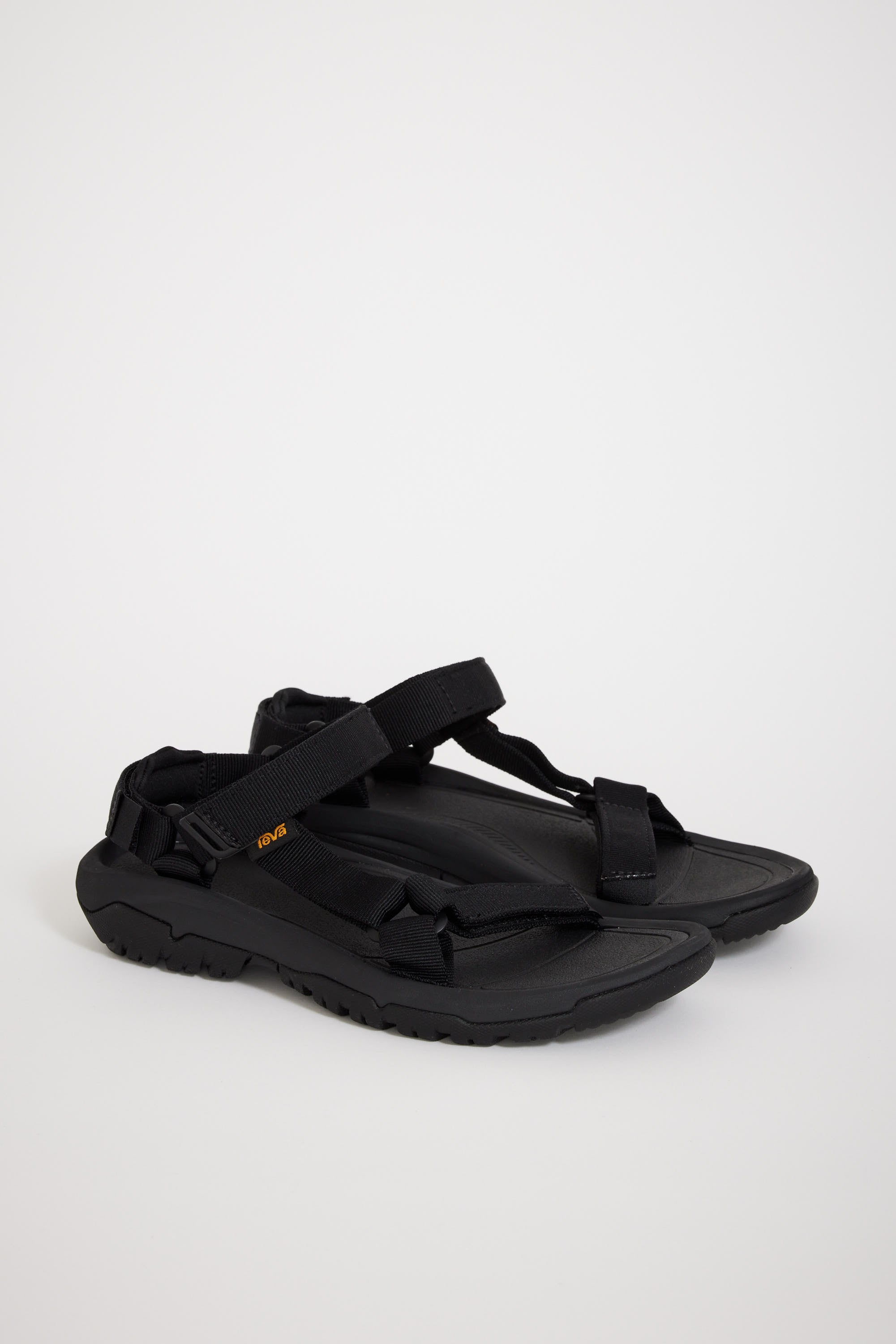 Teva | Hurricane XLT2 Black Womens | Maplestore