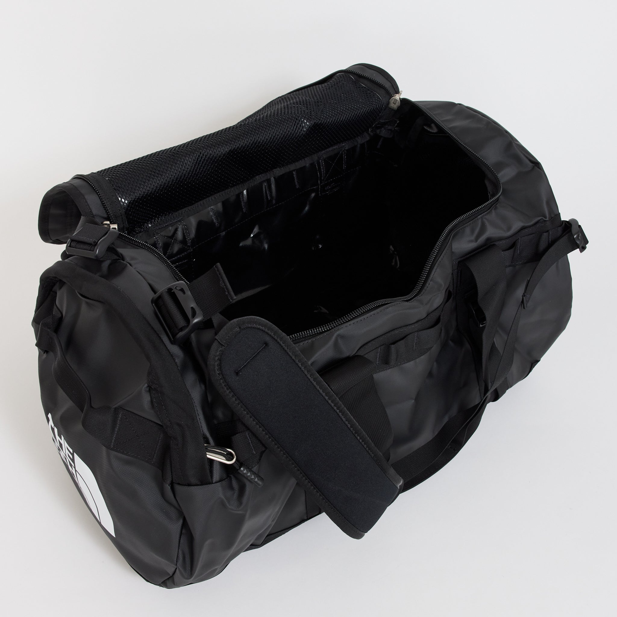 The North Face Base Camp Duffel M TNF Black | Maplestore