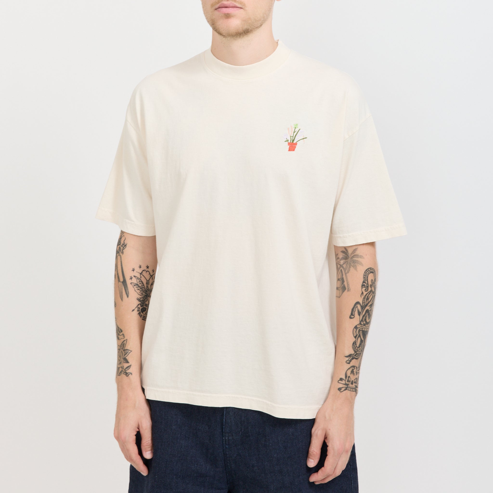 Plants Embroidered Tee Cream