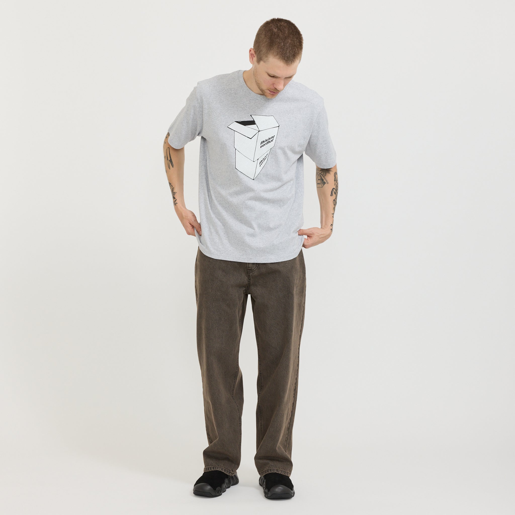 2 Parcels Tee Heather Grey