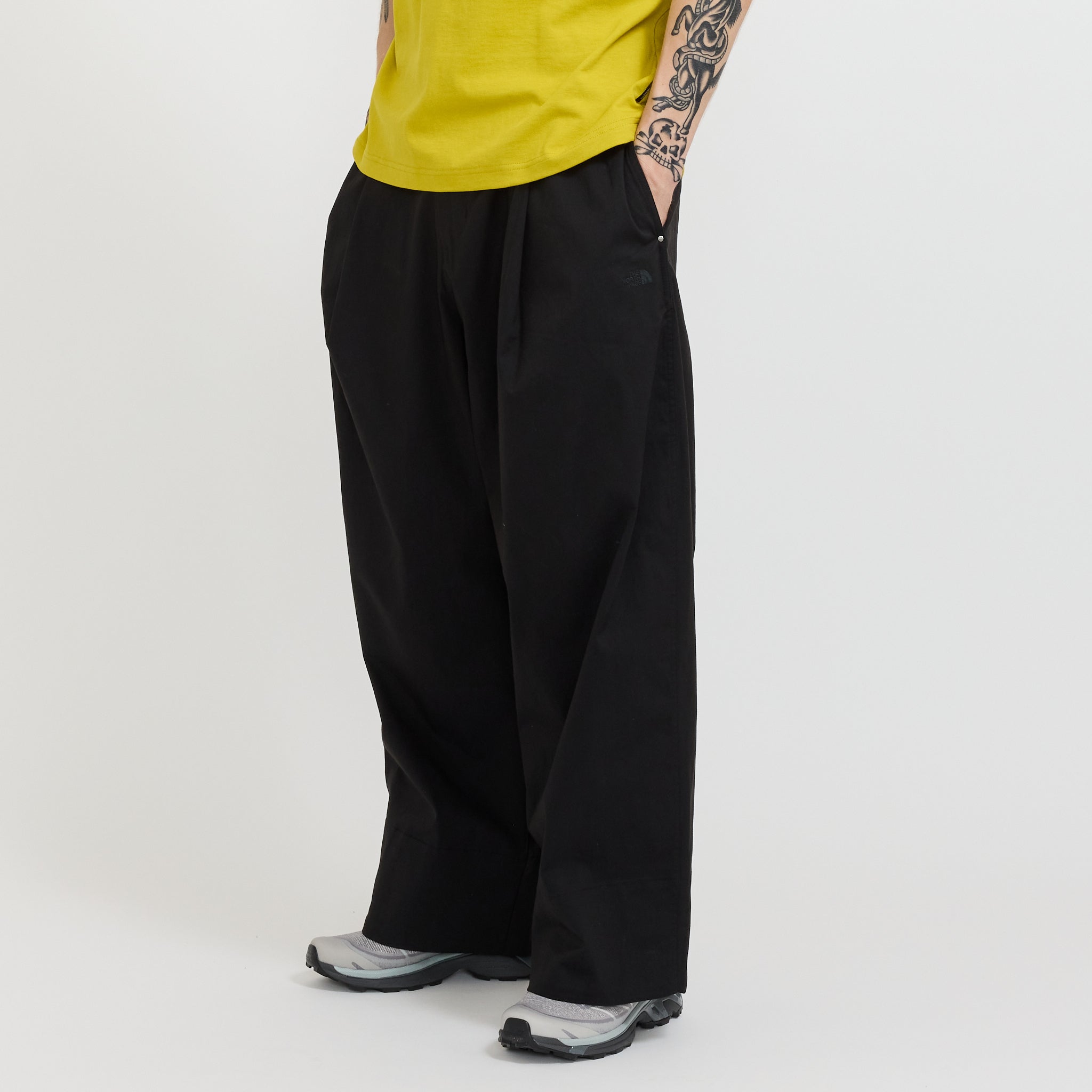 The North Face | EVD Twill Wide Pant Black | Maplestore
