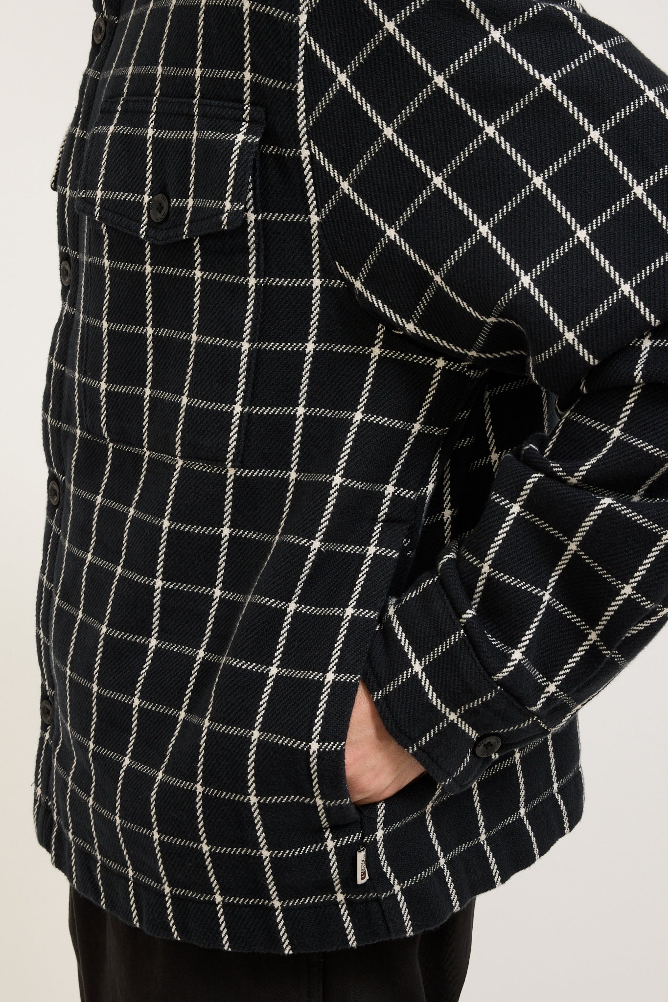 The North Face | Valley Twill Utility Shacket Black Grid | Maplestore