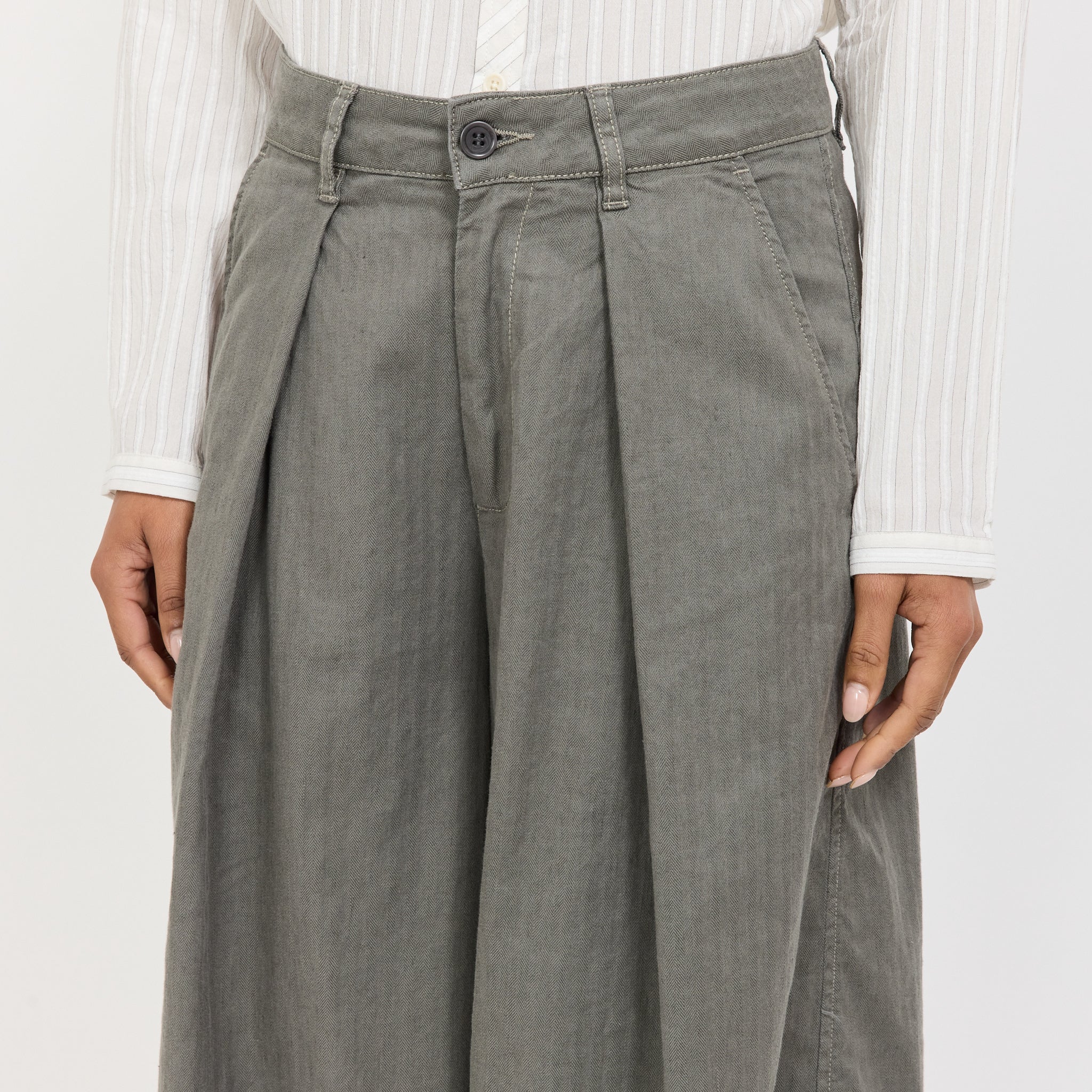 Deadbeat Trouser Grey