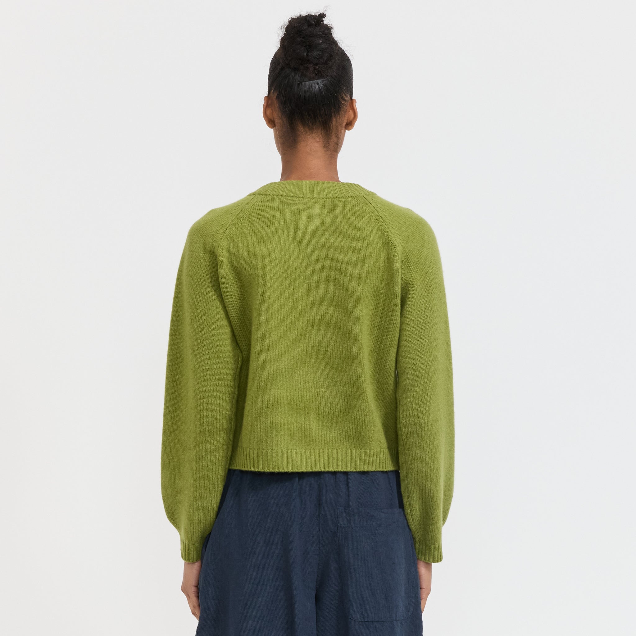 Toast | Eden Wool Cashmere Raglan Cardigan Soft Green | Maplestore