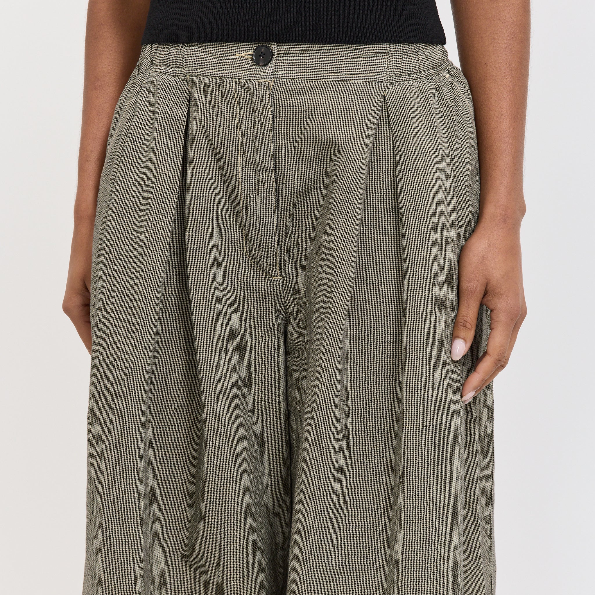 Toast | Micro Houndstooth Wide Leg Trousers Vintage White | Maplestore