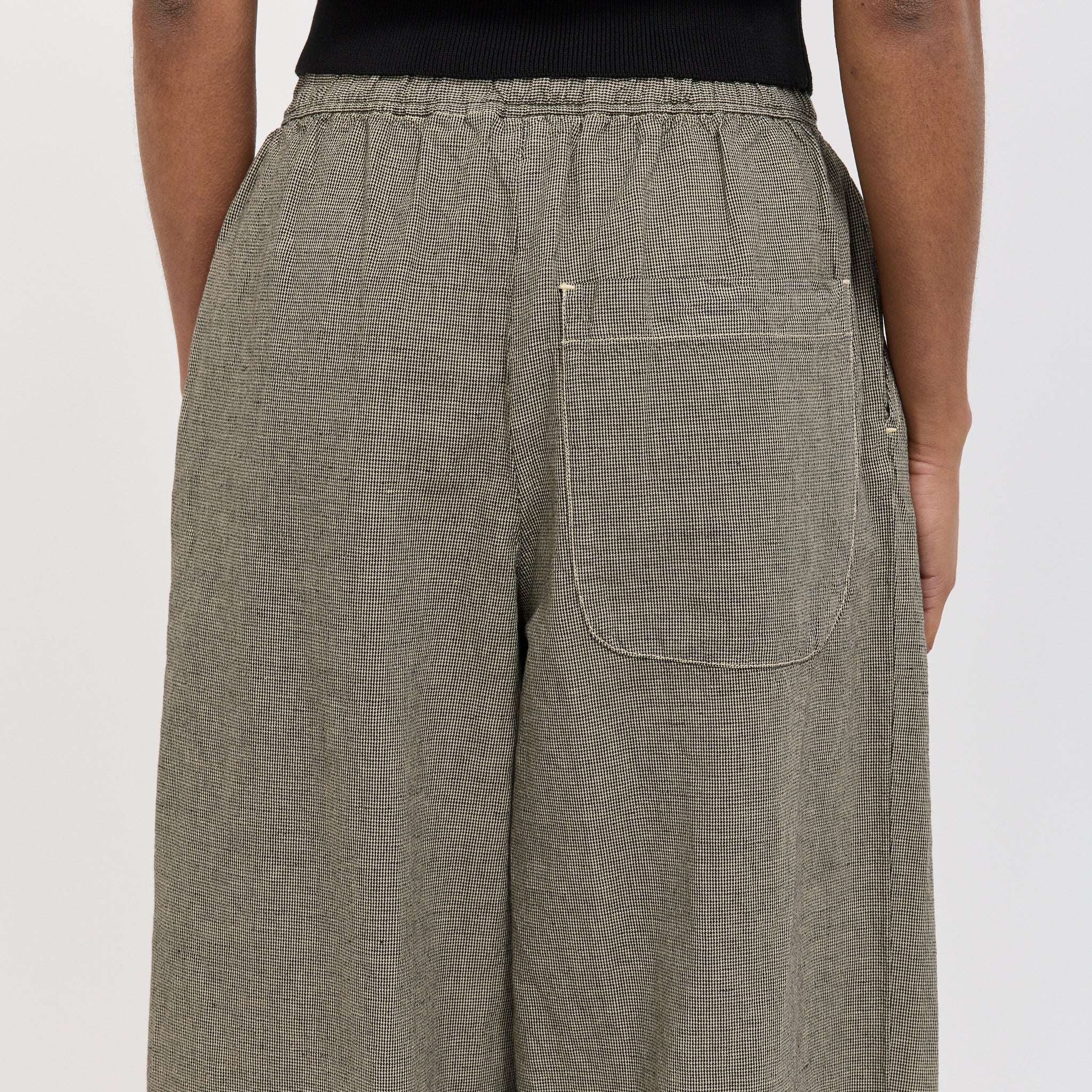 Toast | Micro Houndstooth Wide Leg Trousers Vintage White | Maplestore