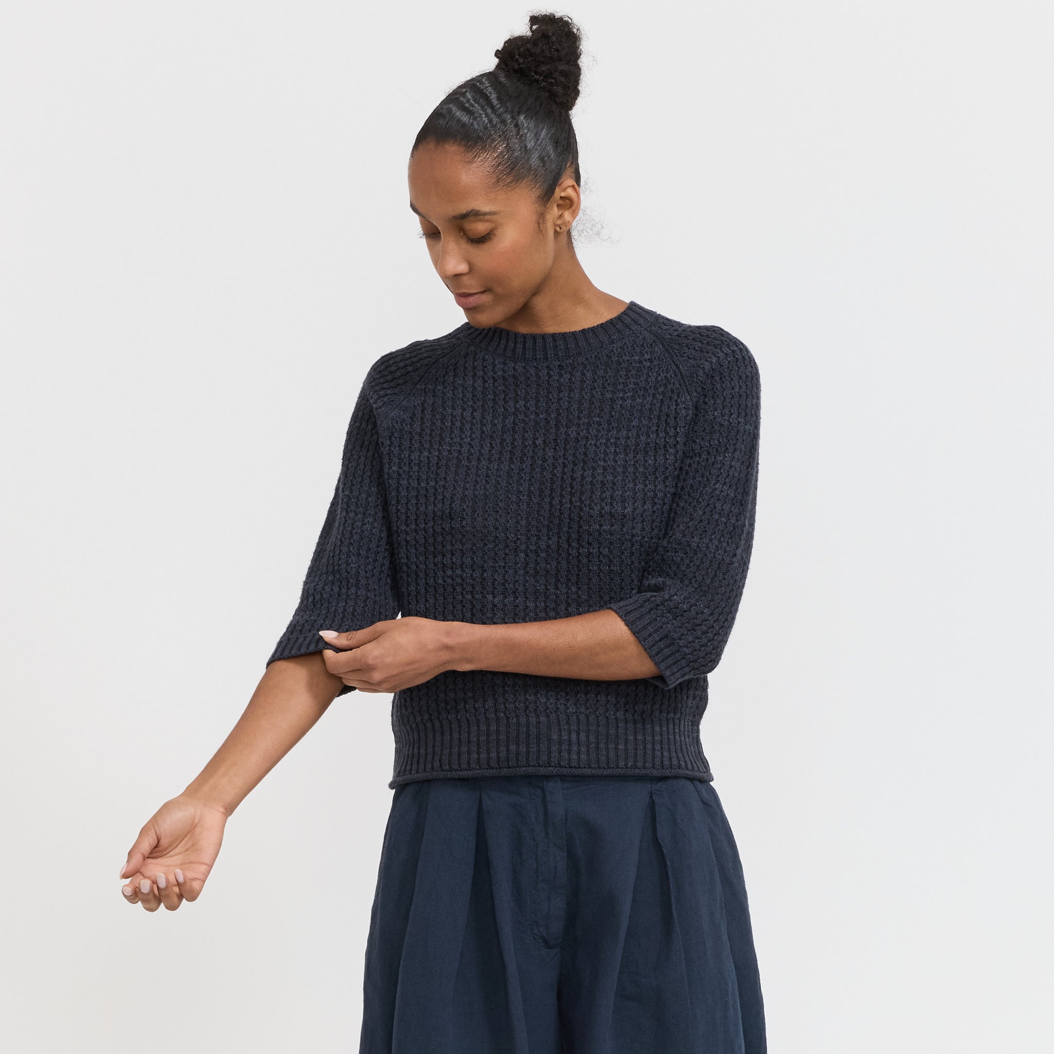Toast | Textured Rib Linen Cotton Sweater Dark Navy | Maplestore