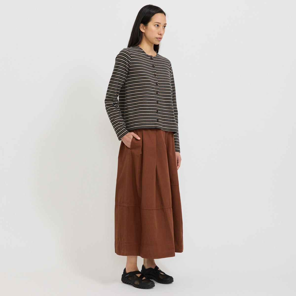 Slanted Pleat Cotton Skirt Brick
