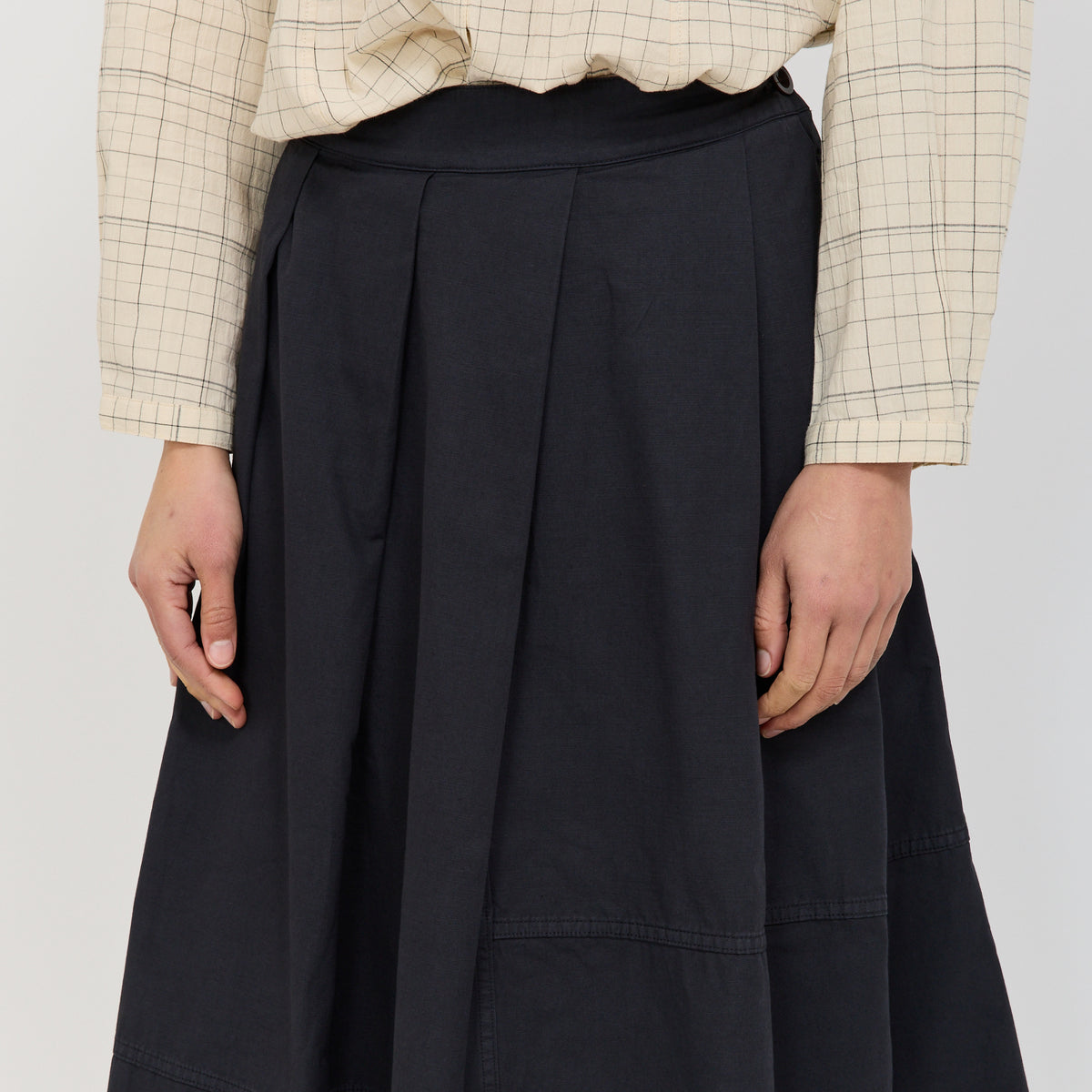 Slanted Pleat Cotton Skirt Slate