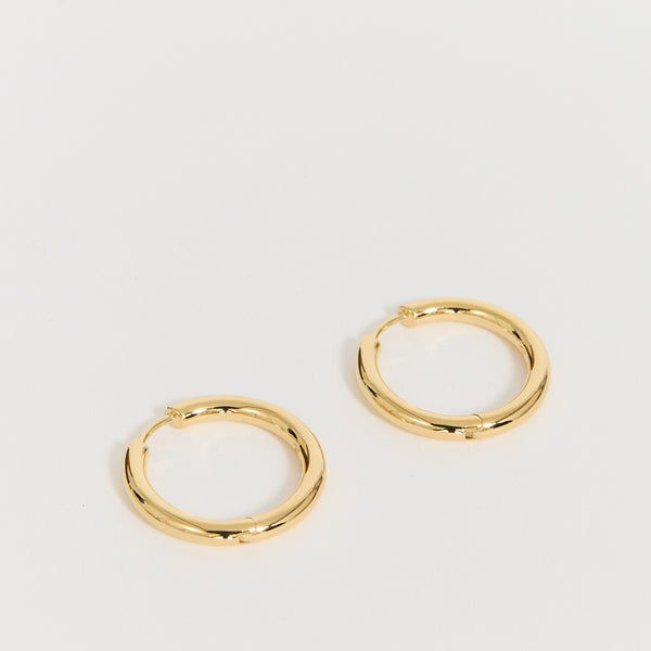 Classic Hoops Medium Gold | Maplestore