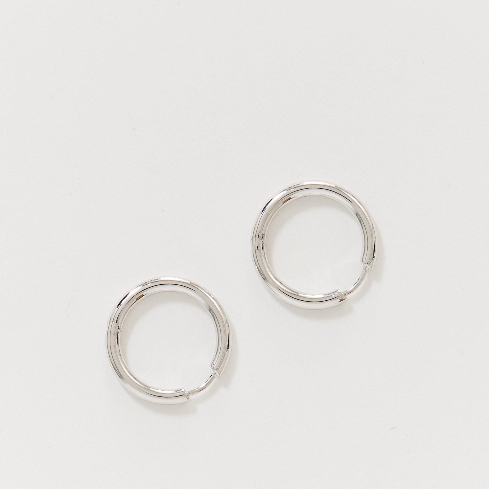 Classic Hoops Medium Silver